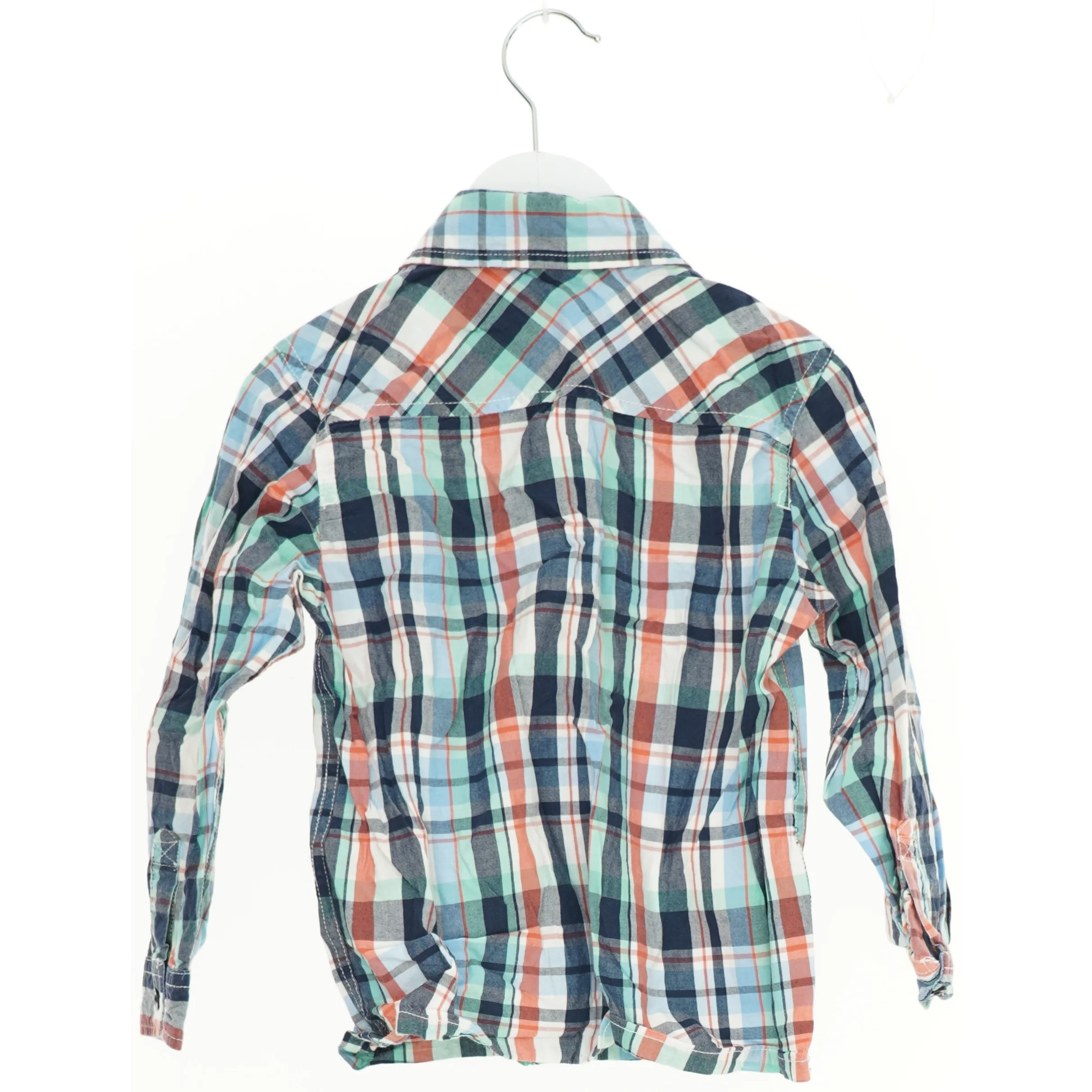 Langærmet ternet skjorte til børn fra Name It (str. 104)