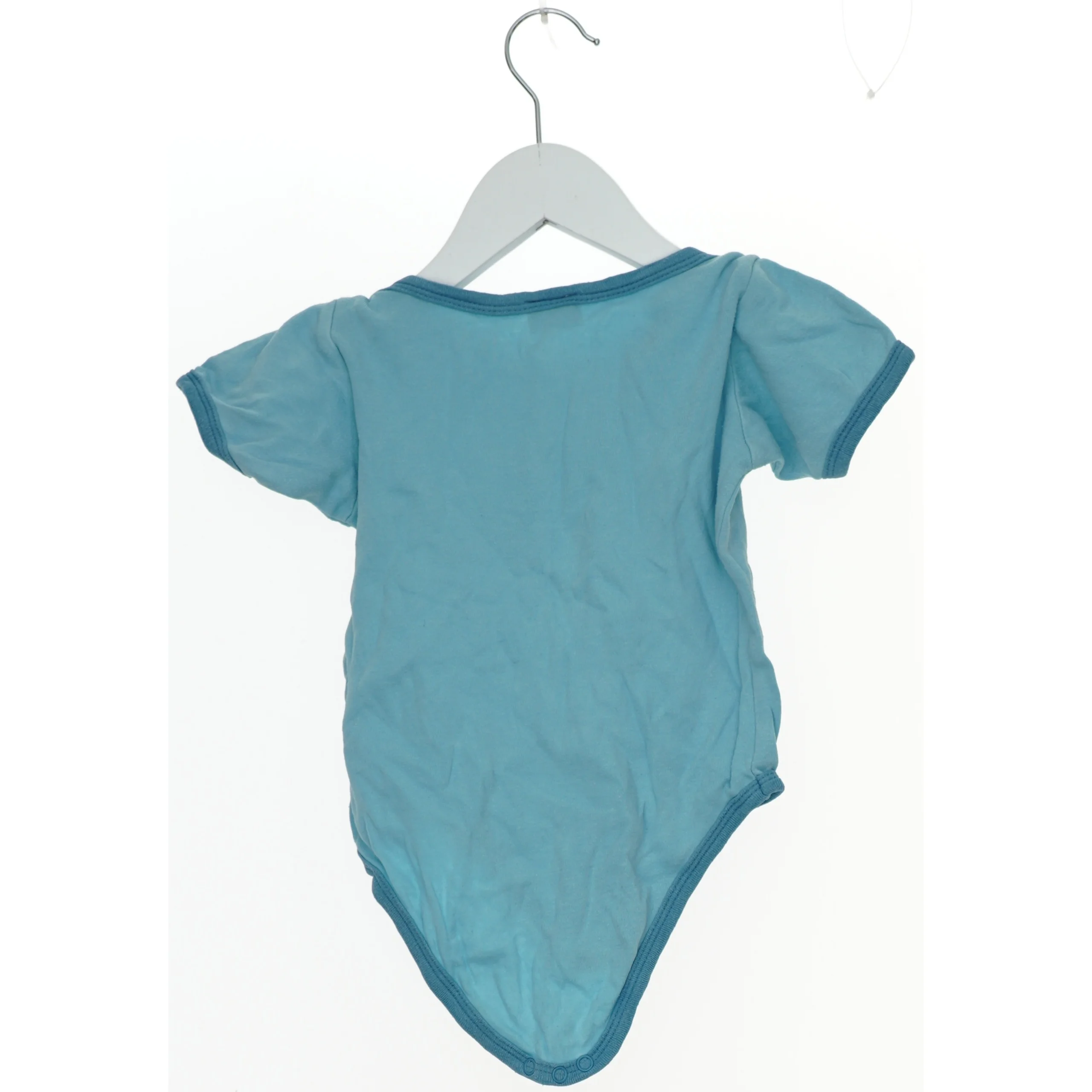 Lys blå bodystocking til baby (str. 92)