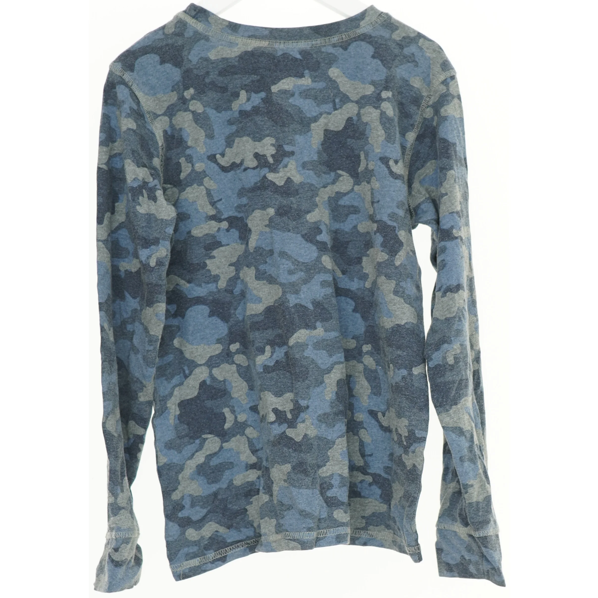 Langærmet camouflage bluse fra Friends (str. 140)