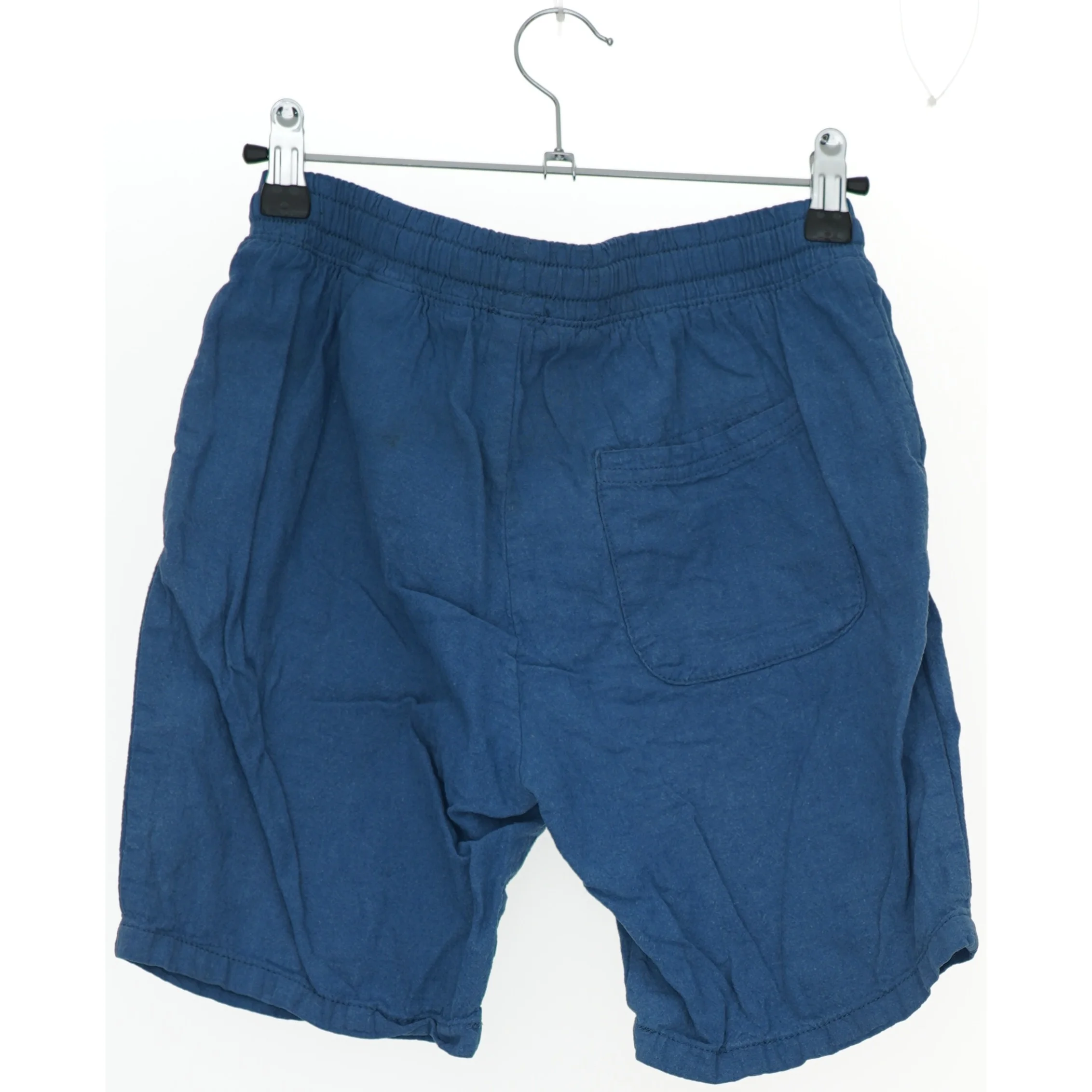 Blå shorts fra H&M (str. 140)