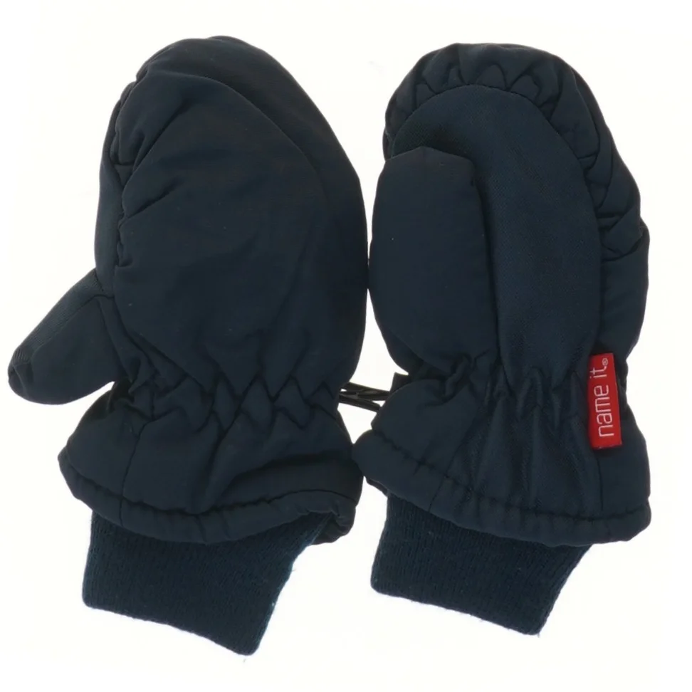 Børnevanter fra Name It (str. 86)