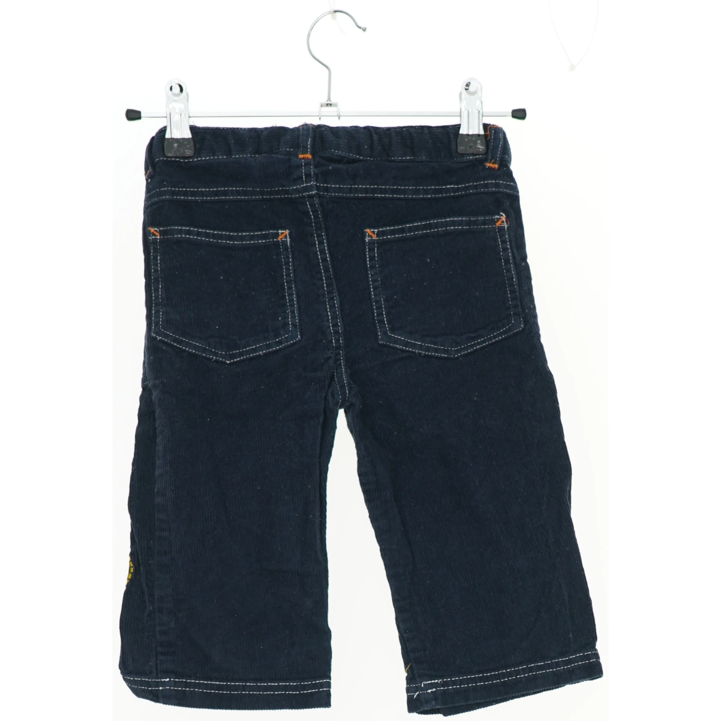 Fløjsbukser med motiv (str. 80)