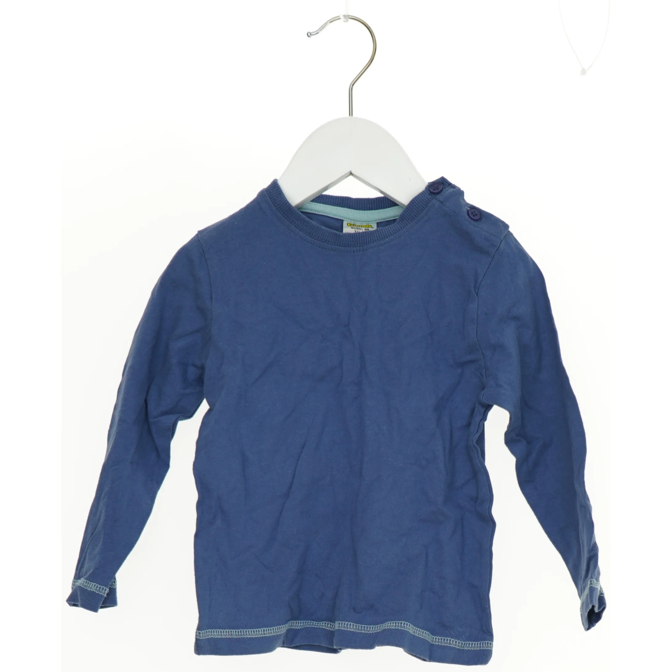 Langærmet T-shirt med knapper fra Friends (str. 86)