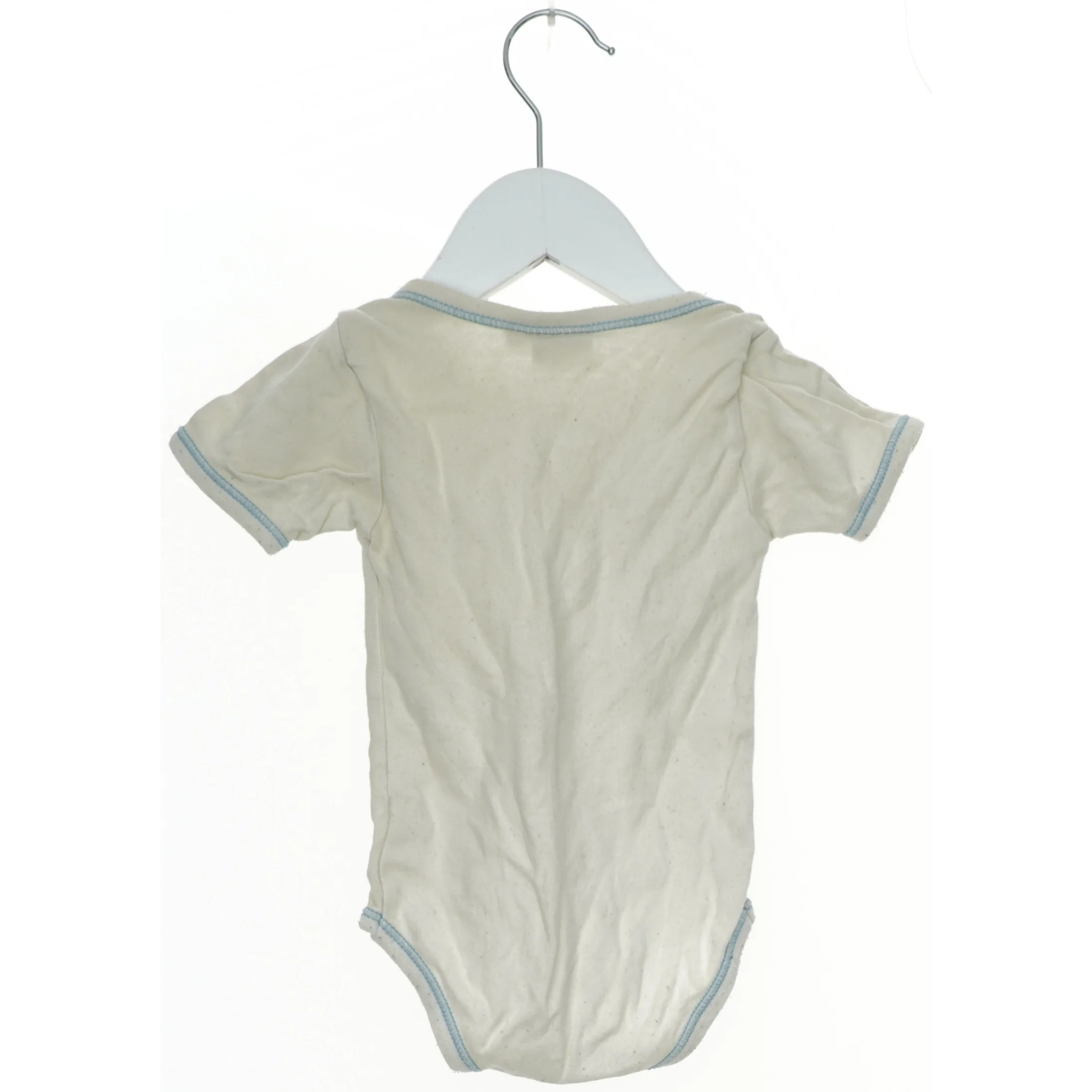 Baby bodystocking med tekst fra Mads & Mette (str. 68)