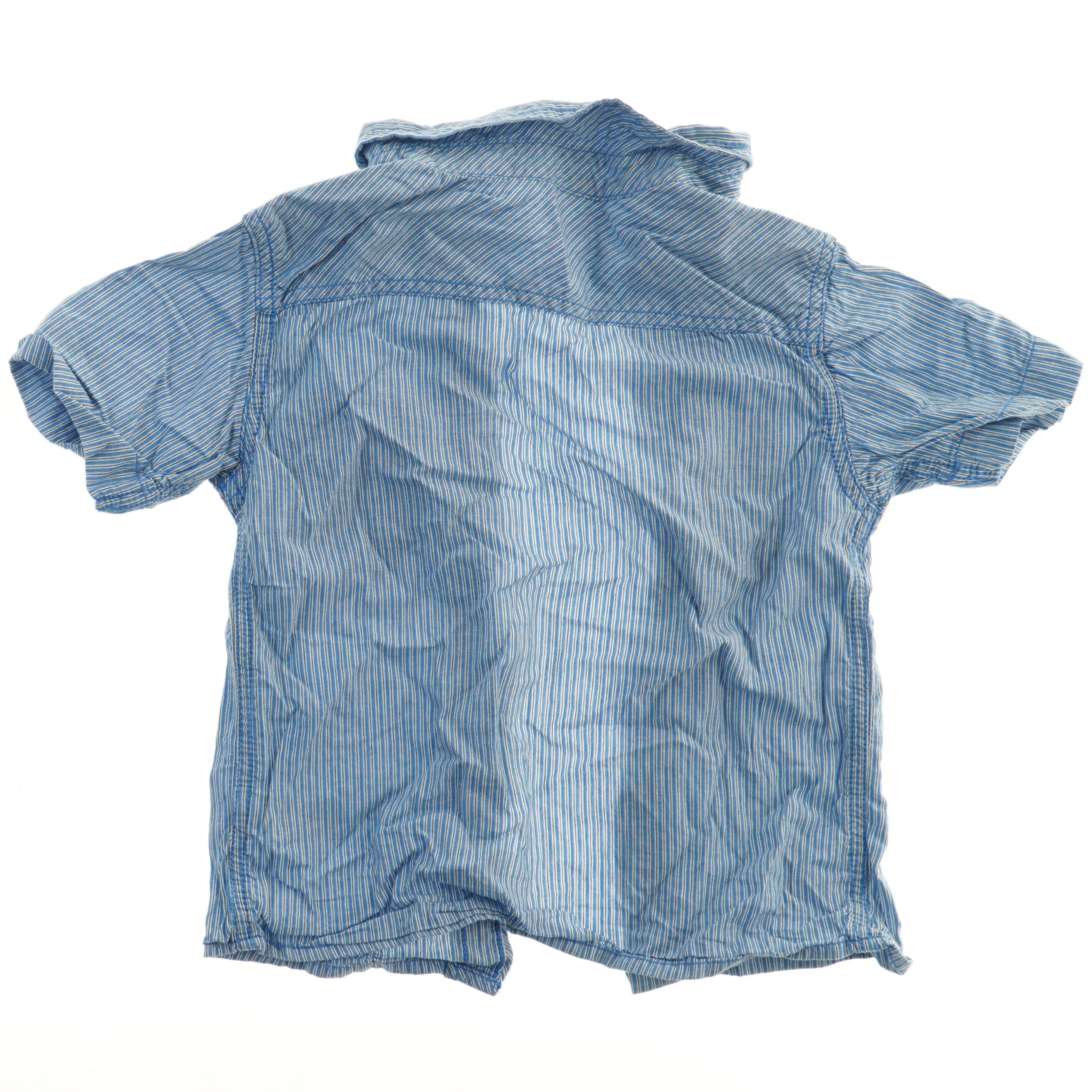 Kortærmet skjorte med striber fra George (str. 104)