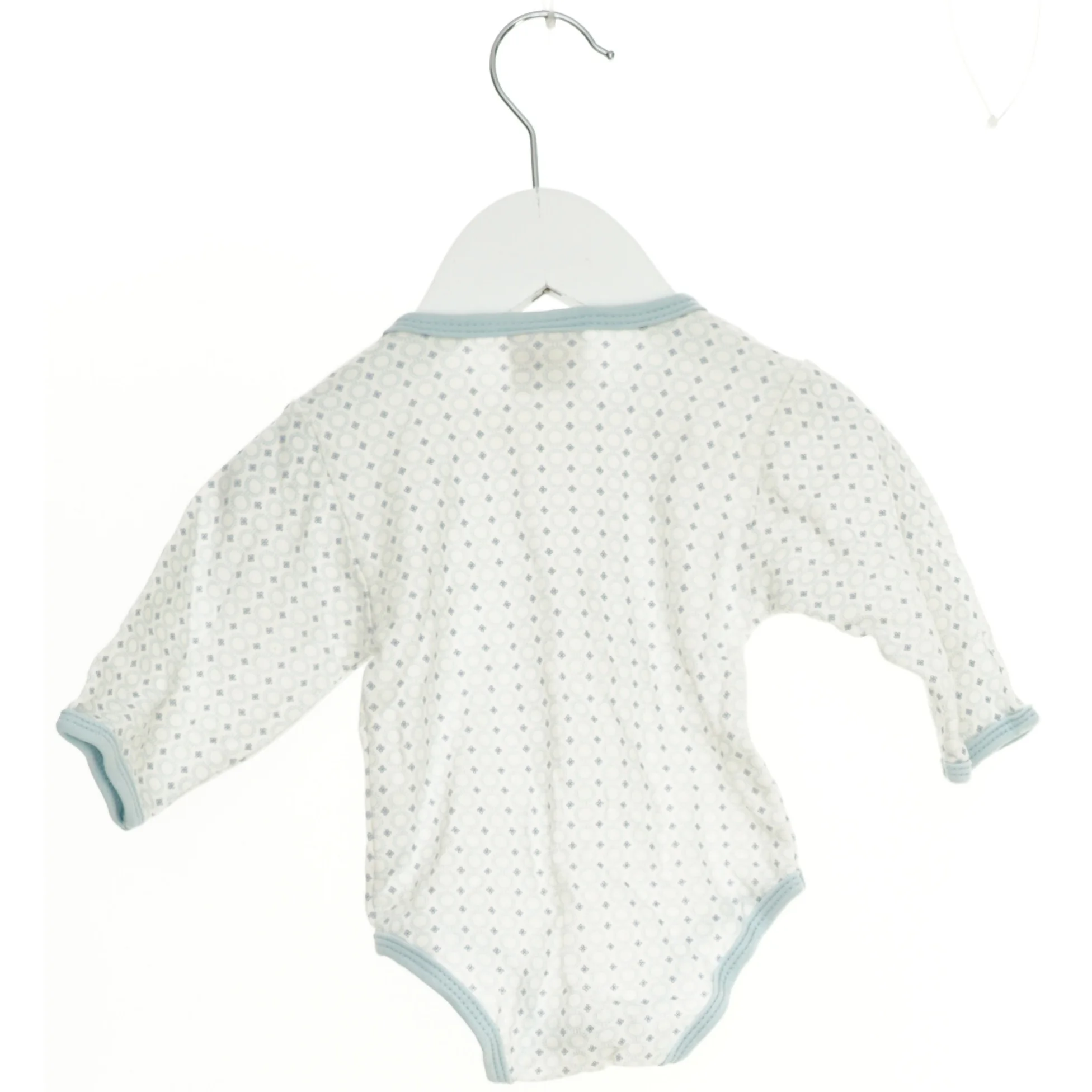 Baby bodystocking med mønster fra Fixoni (str. 56)