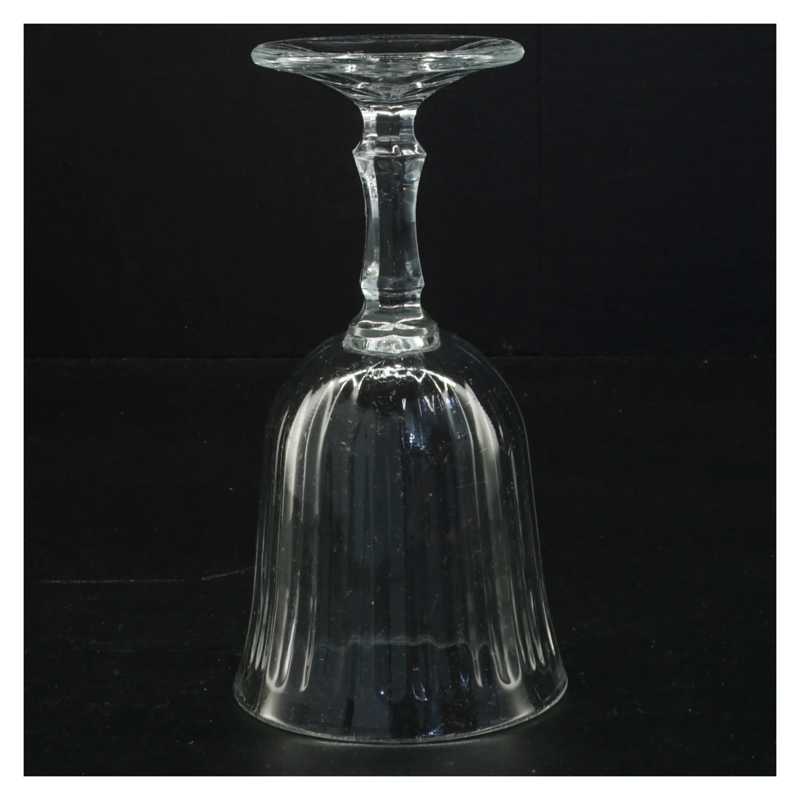 Glas (str. 15 og en halv cm x 8 cm)