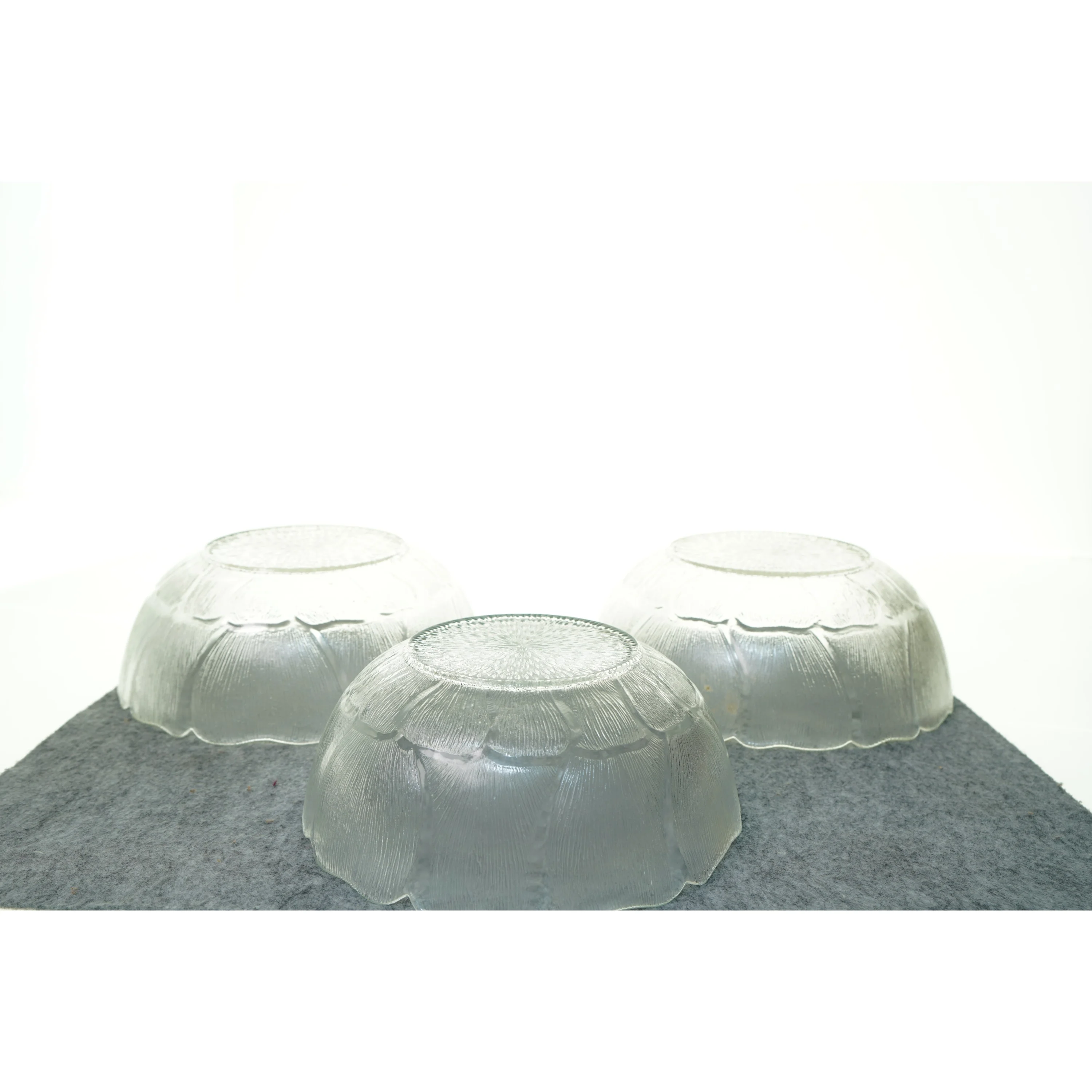 Glasskåle (str. 23 cm 26 cm 26 x 9 cm)