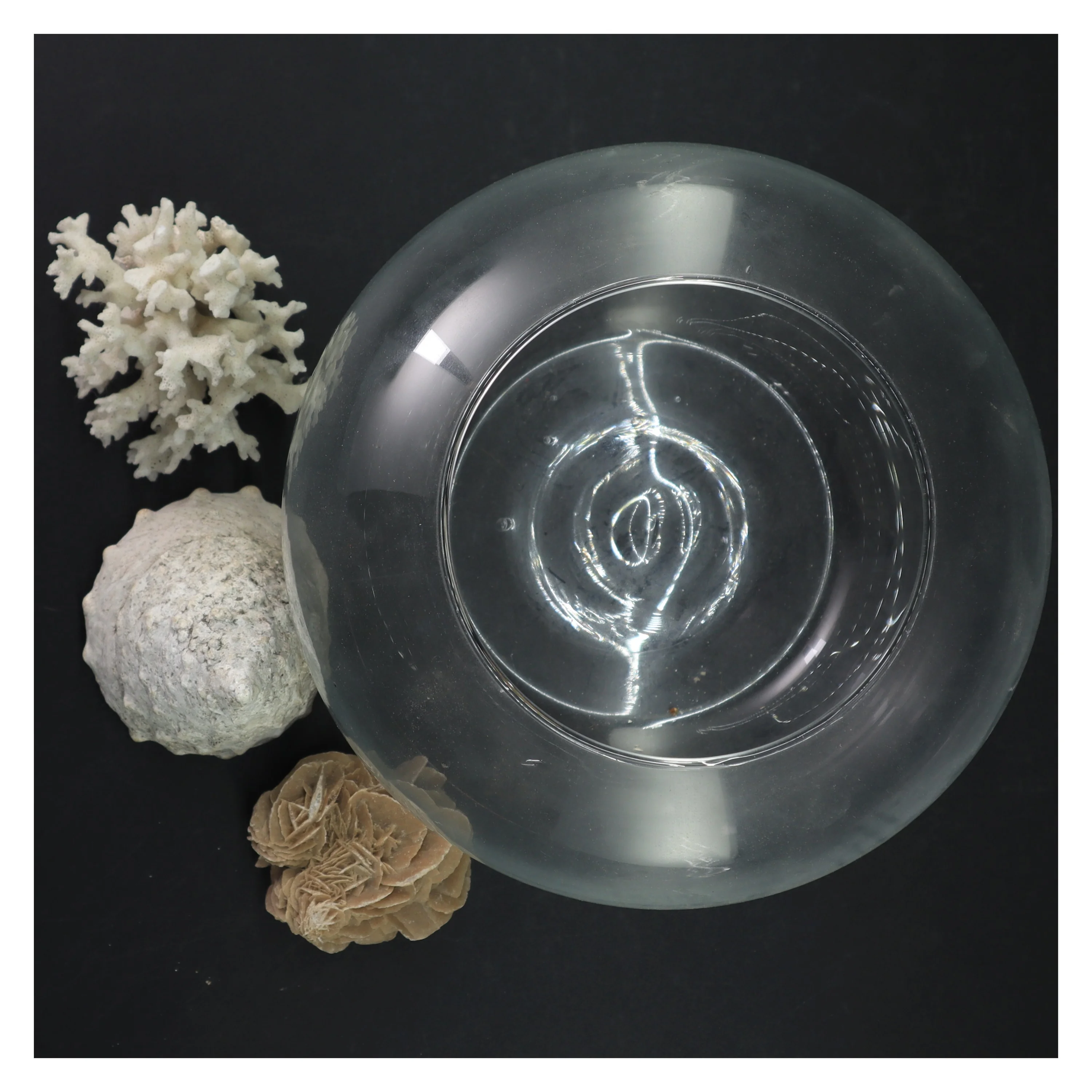 Glasboule til blomster,  sneglehuse, krystaller (str. Ø. 23 cm)