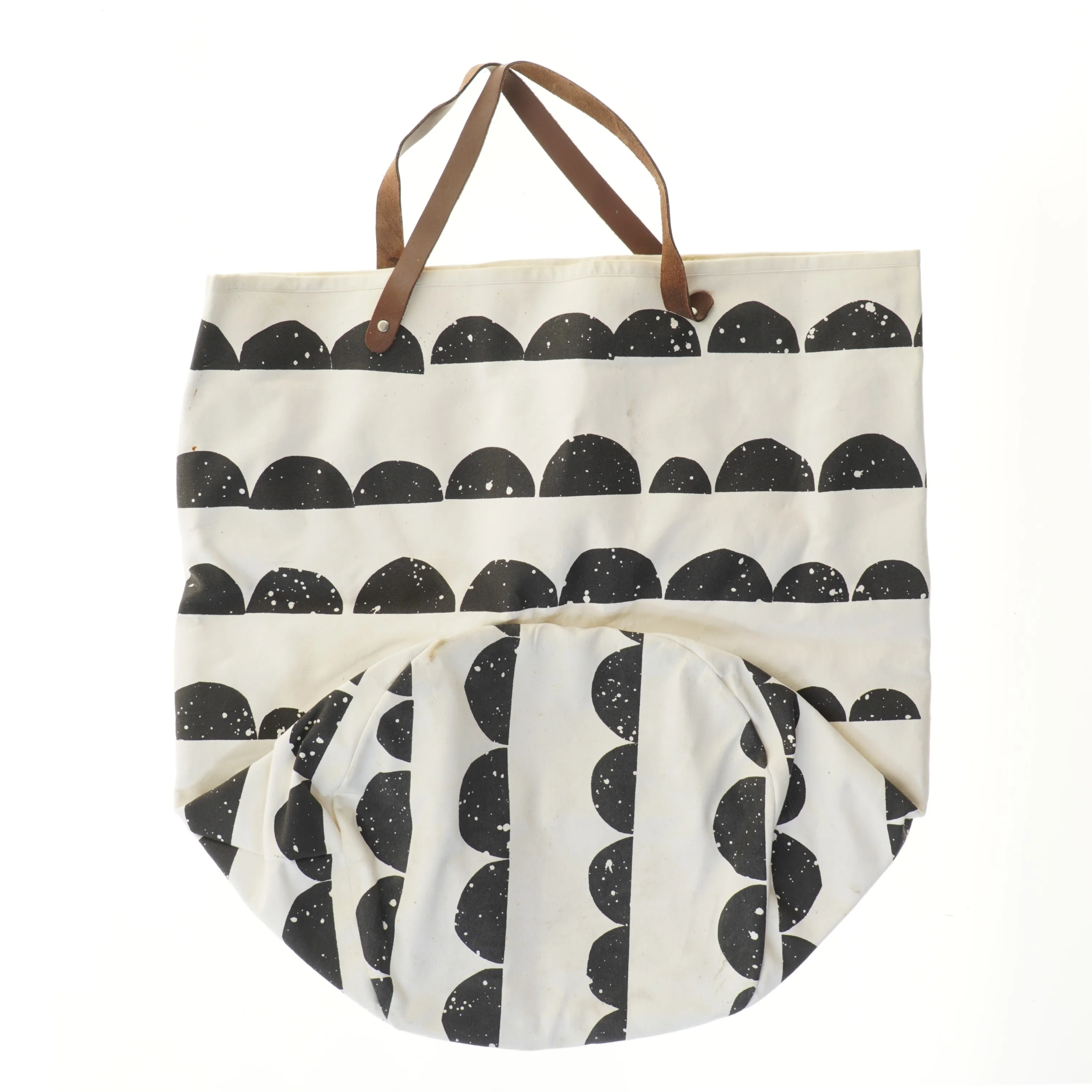 Stor taske med halvcirkel mønster (str. 60x60 cm)
