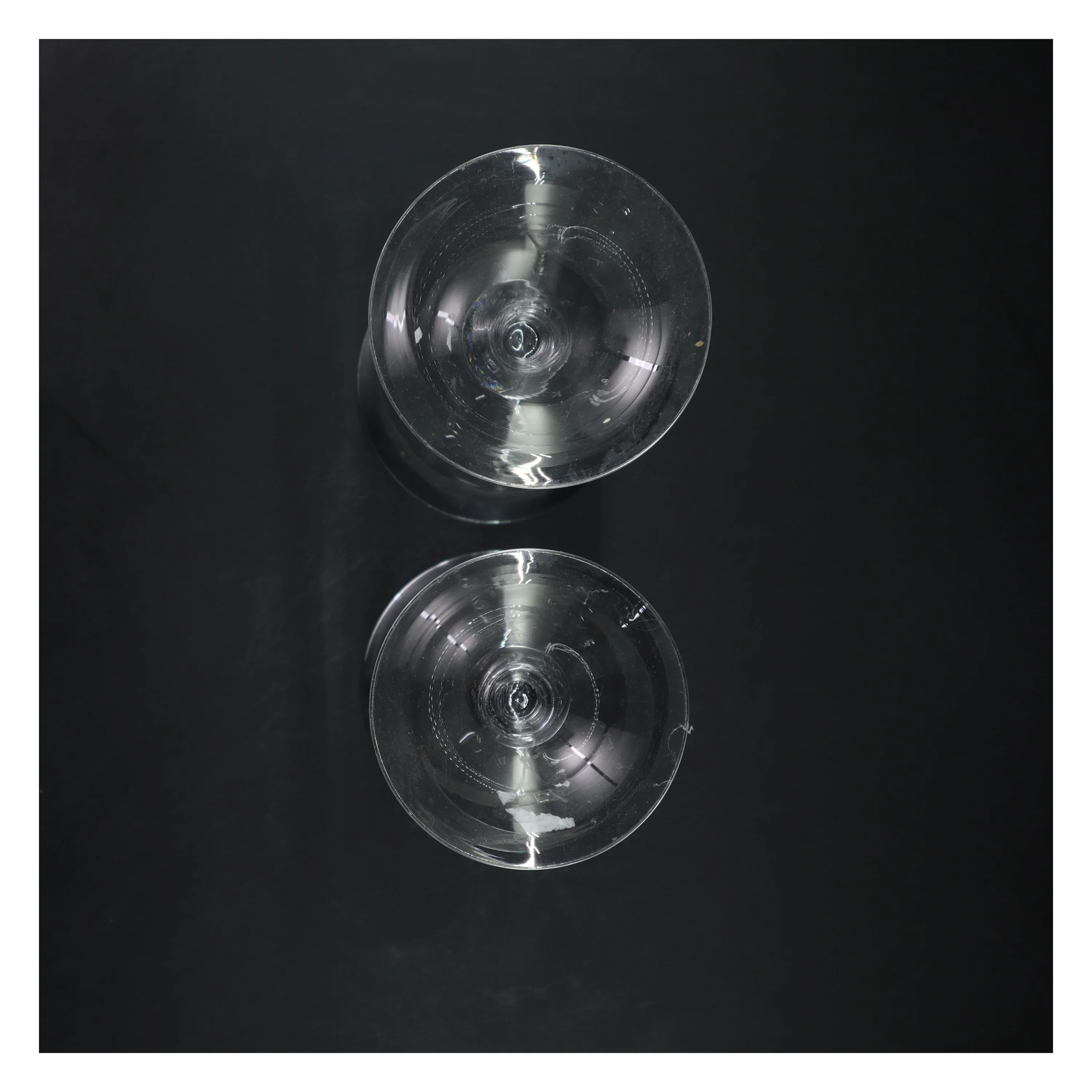 Glaslysestager sæt (str. 20 og 23 cm)