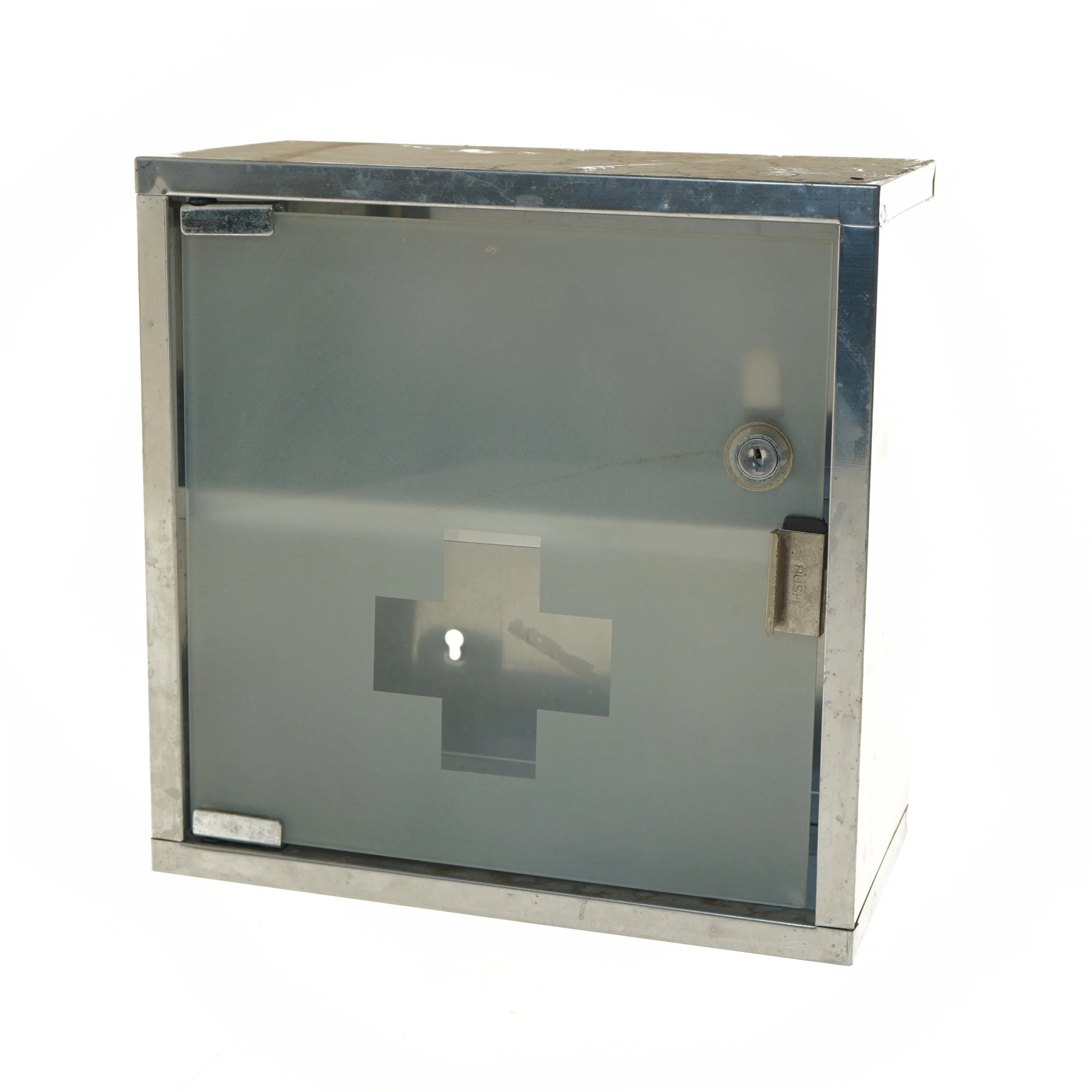 Førstehjælpsskab i metal (str. 30x15x29,5 cm)