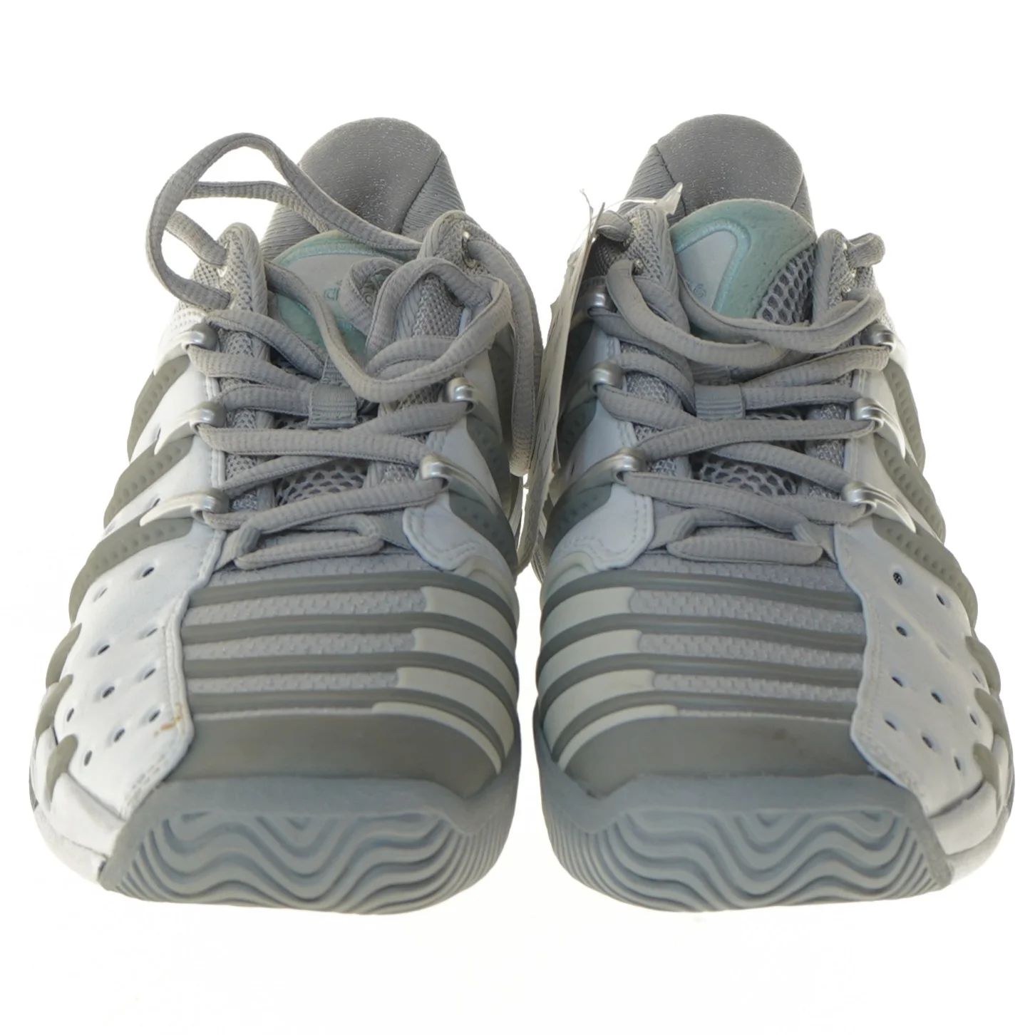 Adidas sportssko fra adidas (str. 38 )