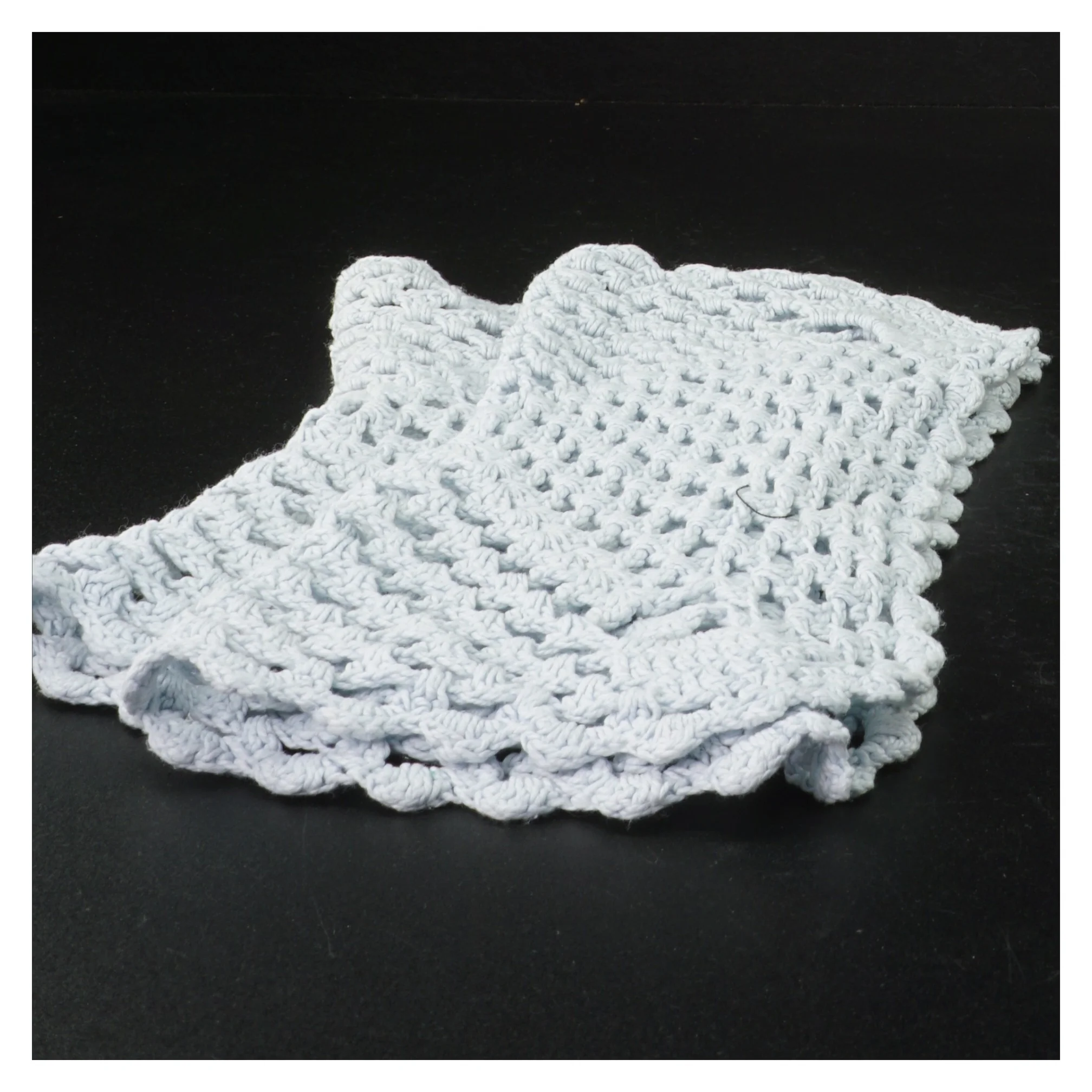 Hæklet dækkeserviet (str. 30 cm)