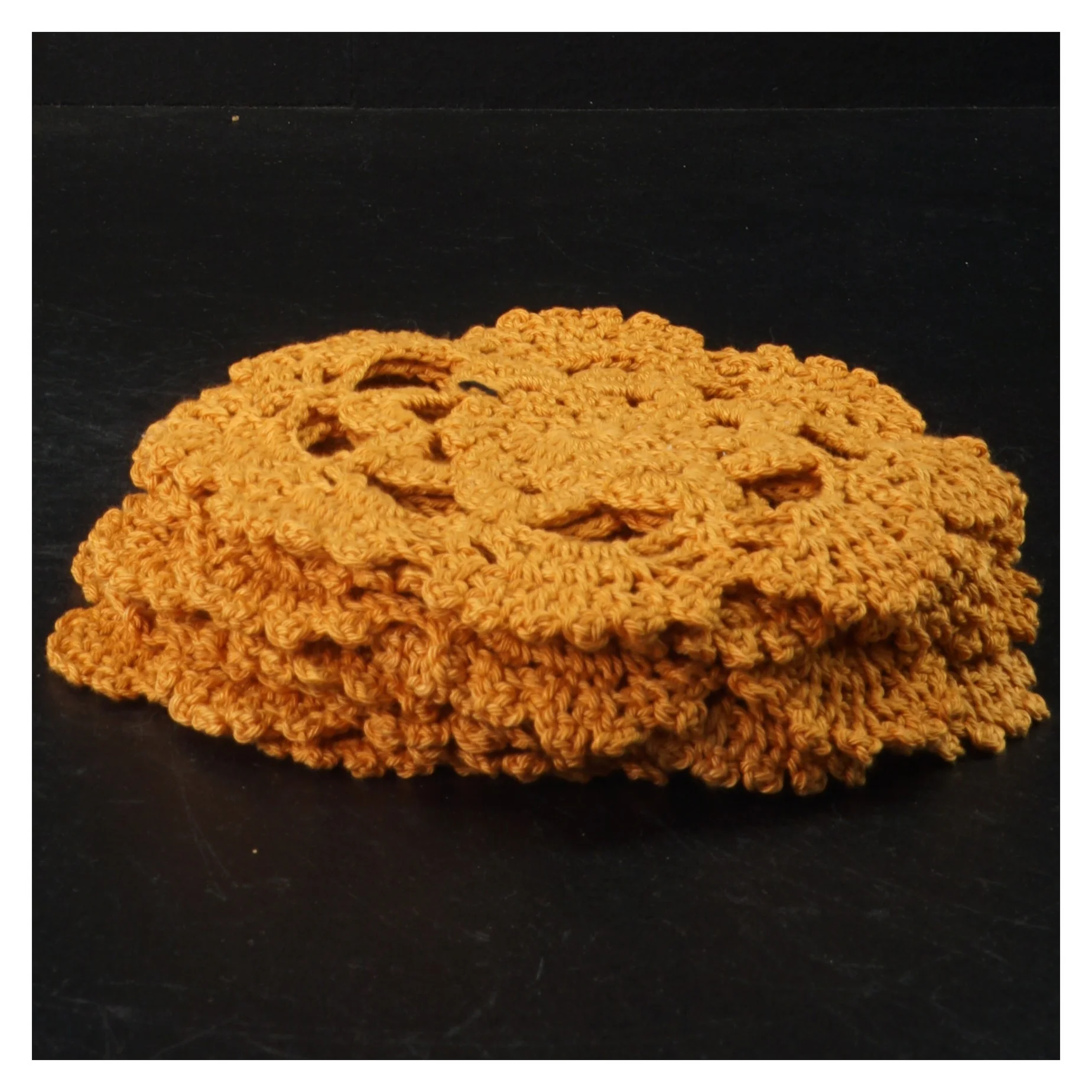 Hæklede rondeller (str. 15 cm i diameter. 10 styk)