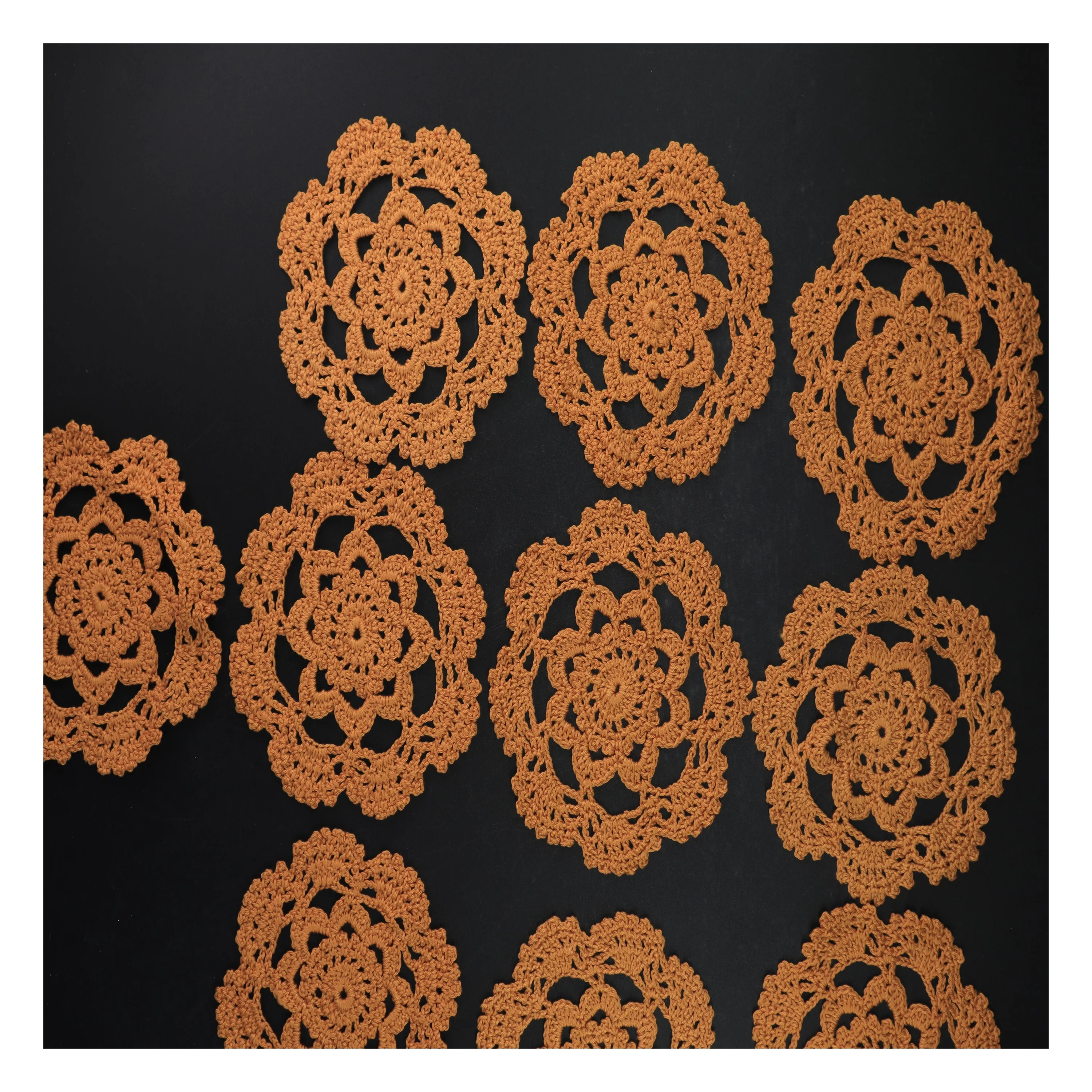 Hæklede rondeller (str. 15 cm i diameter. 10 styk)