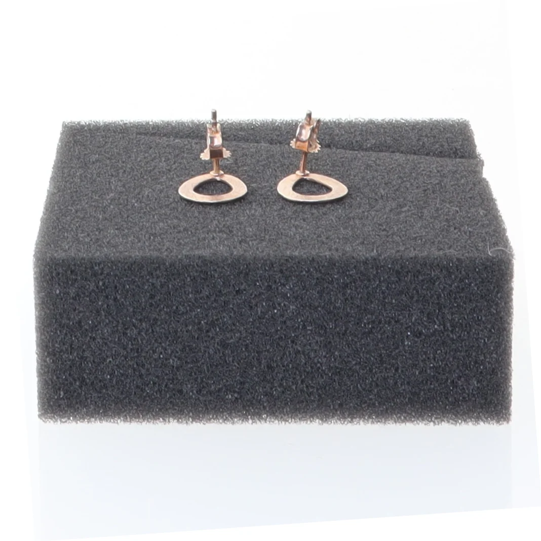 Øreringe i rosaguld farve