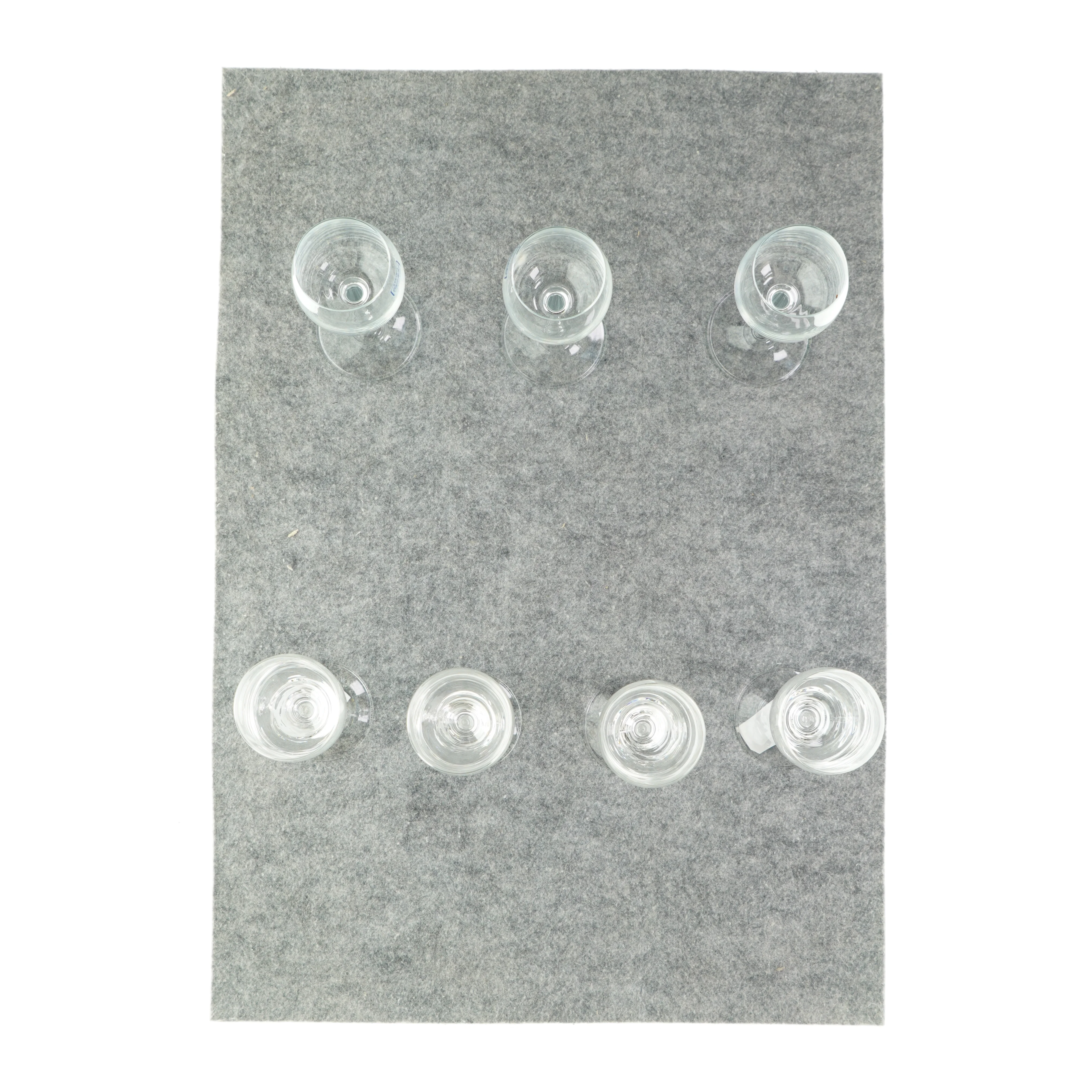 Hvidvinsglas (7 stk) (str. HØ: 19x6 og 20x6 cm)