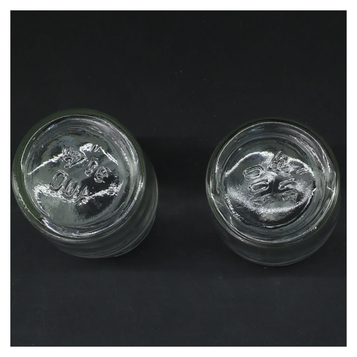 2 stk glasbeholdere med låg (str. 2 stk 10 cm)