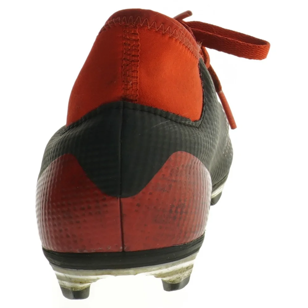 Fodboldstøvler fra Adidas (str. 37,5)