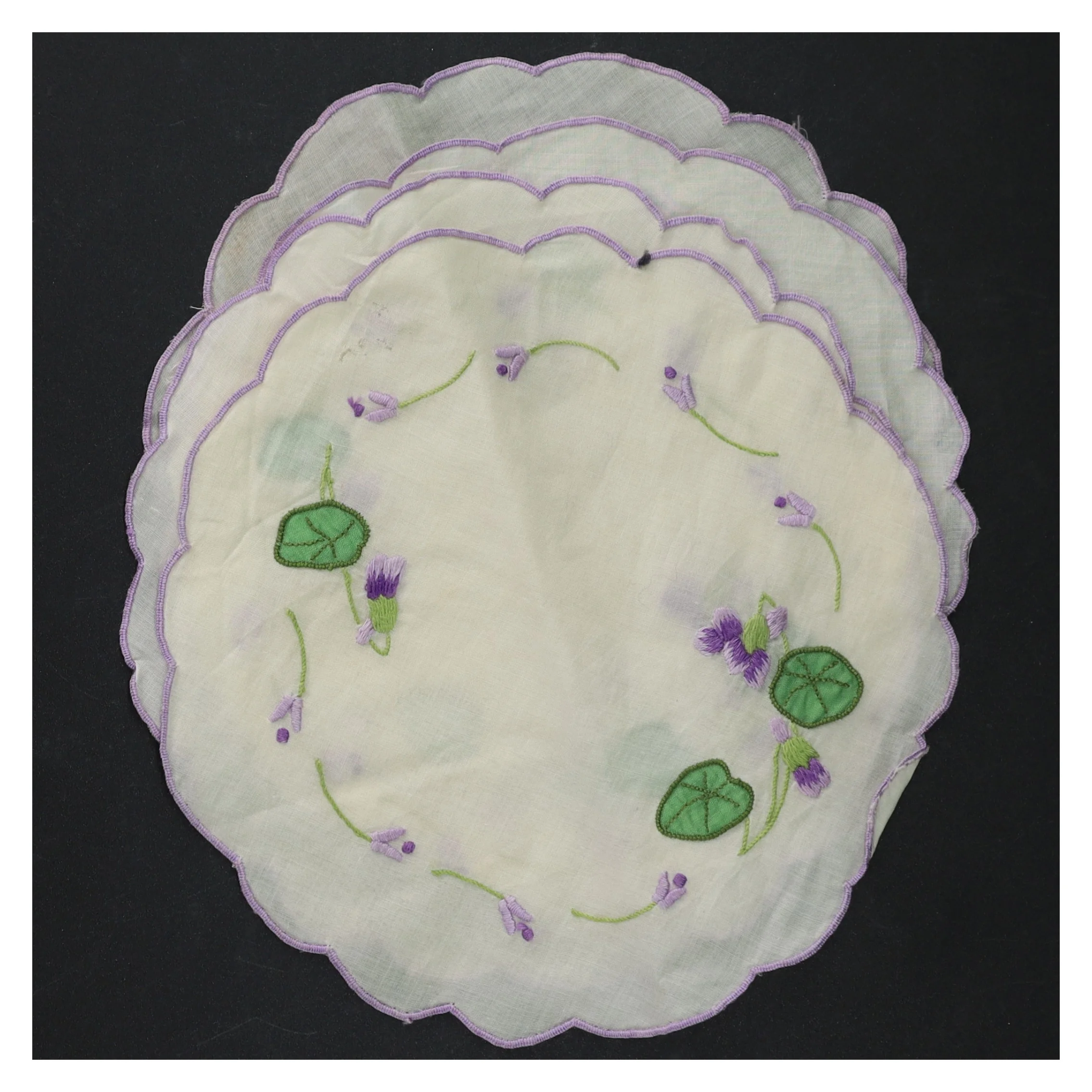 Broderede servietter (str. 20 cm)