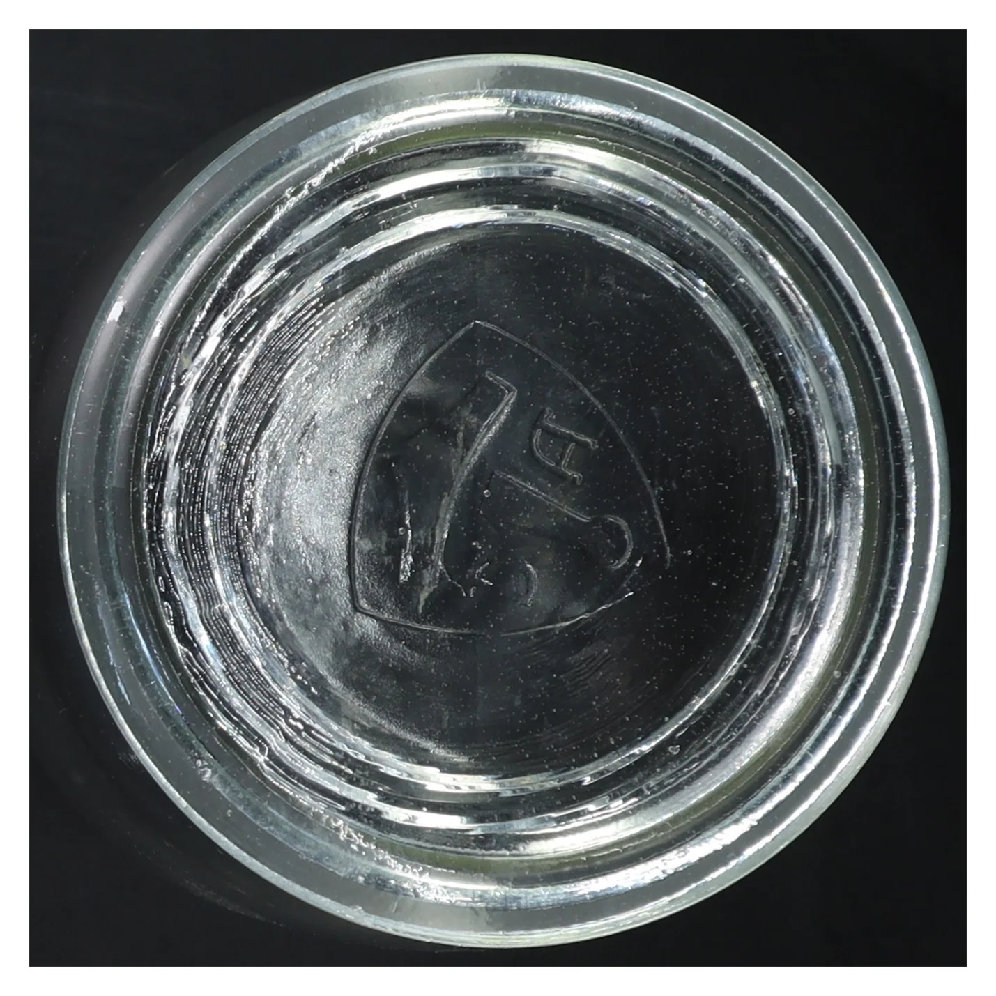 Glaskrukke med låg fra Danaglas (str. Ø 11,5 cm længde 17,5 cm)