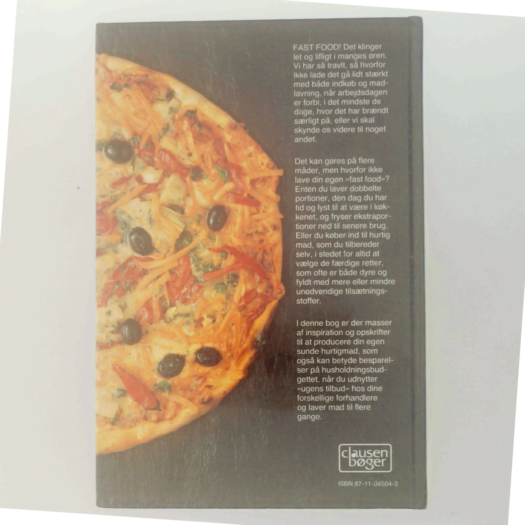 FAST FOOD af Nanna Saabye (Bog)