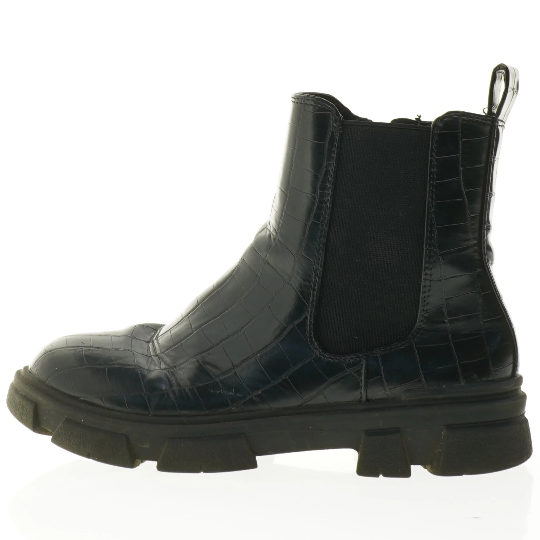 Sorte krokodilleprægede støvler (str. 32)