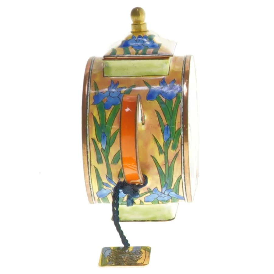 Dekorativ tepotte i gaveæske fra Charlotte di Vita MBE (str. 12x8,5 cm)