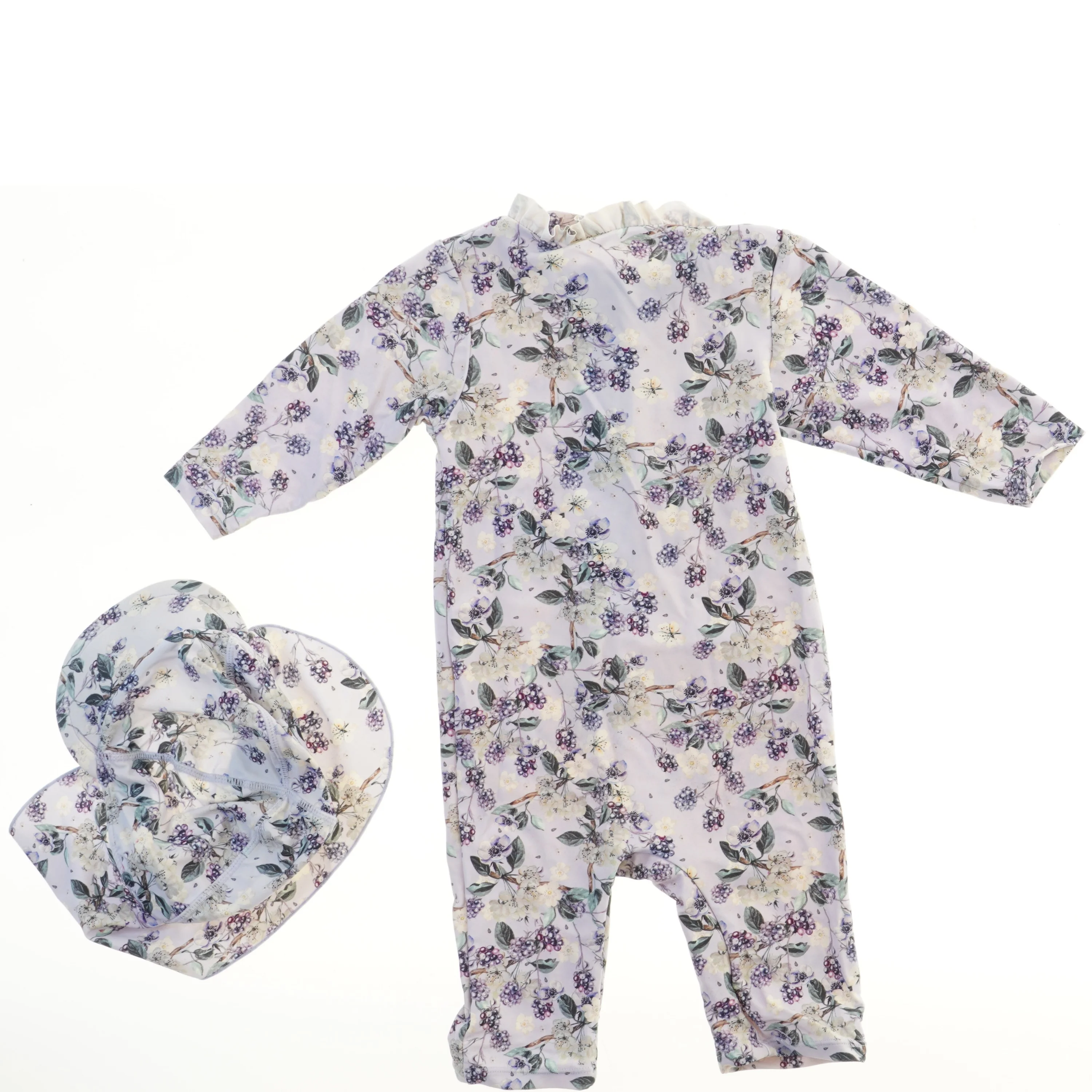 Name it uv-dragt med matchende hat fra Name It (str. 92)