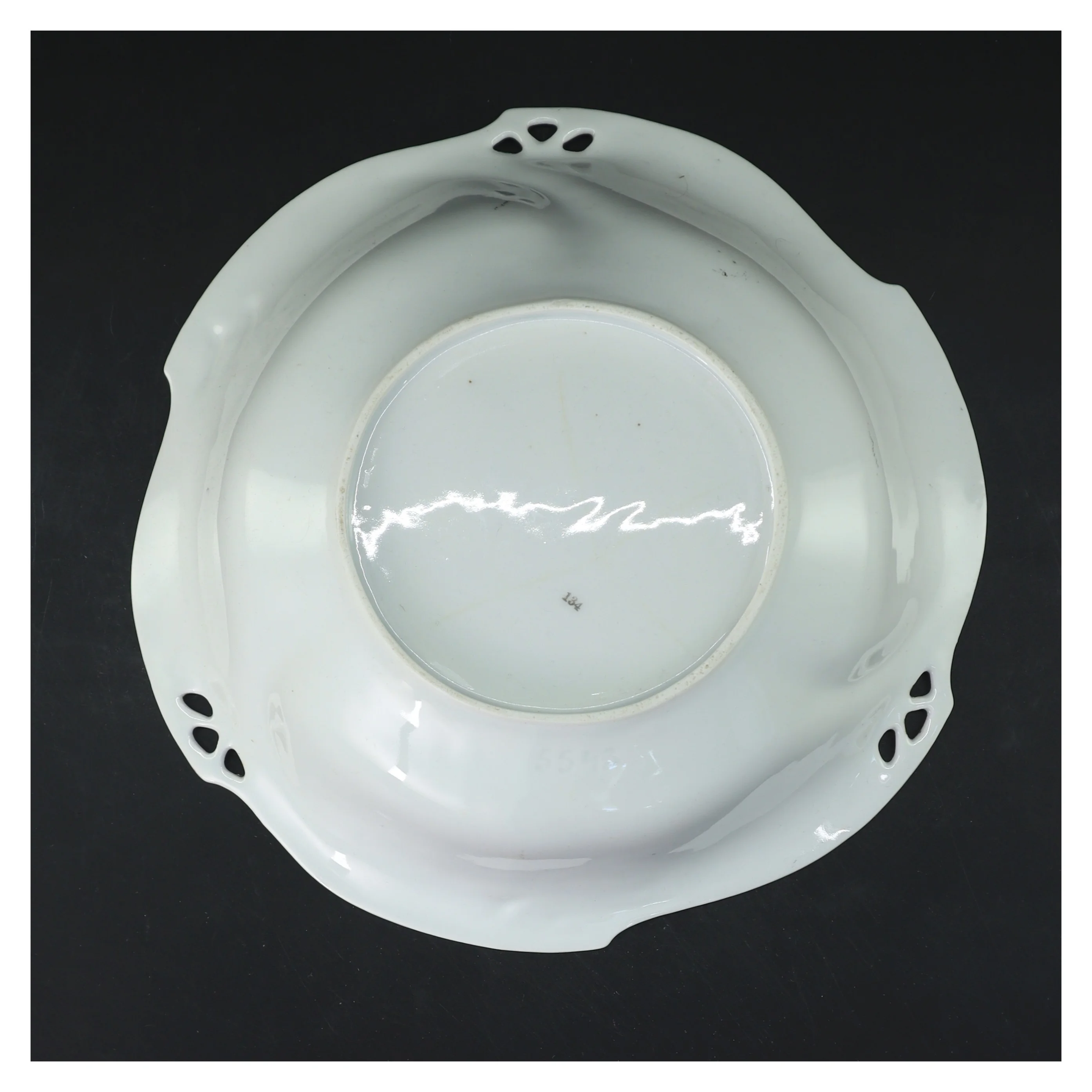 Dekorativ skål med blomsterdesign (str. Ø 24 cm)