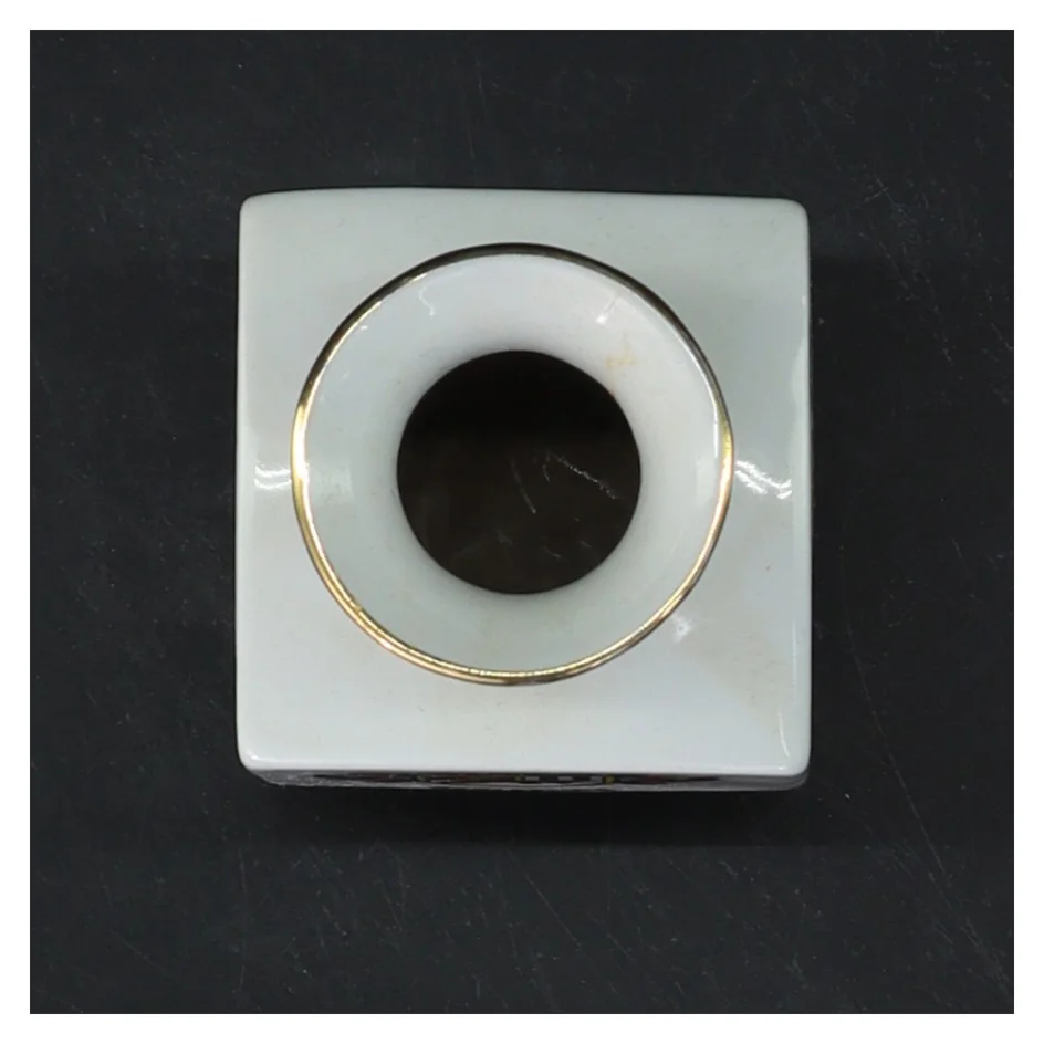 Dekorativ vase med Berleburg motiv (str. 8,5 cm)