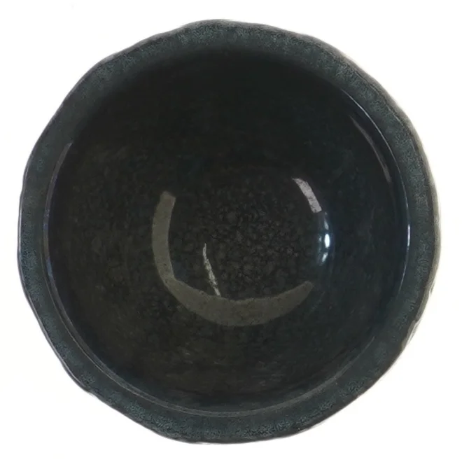 Keramisk skål med relieffer (str. Ø 12 cm længde 12 cm)