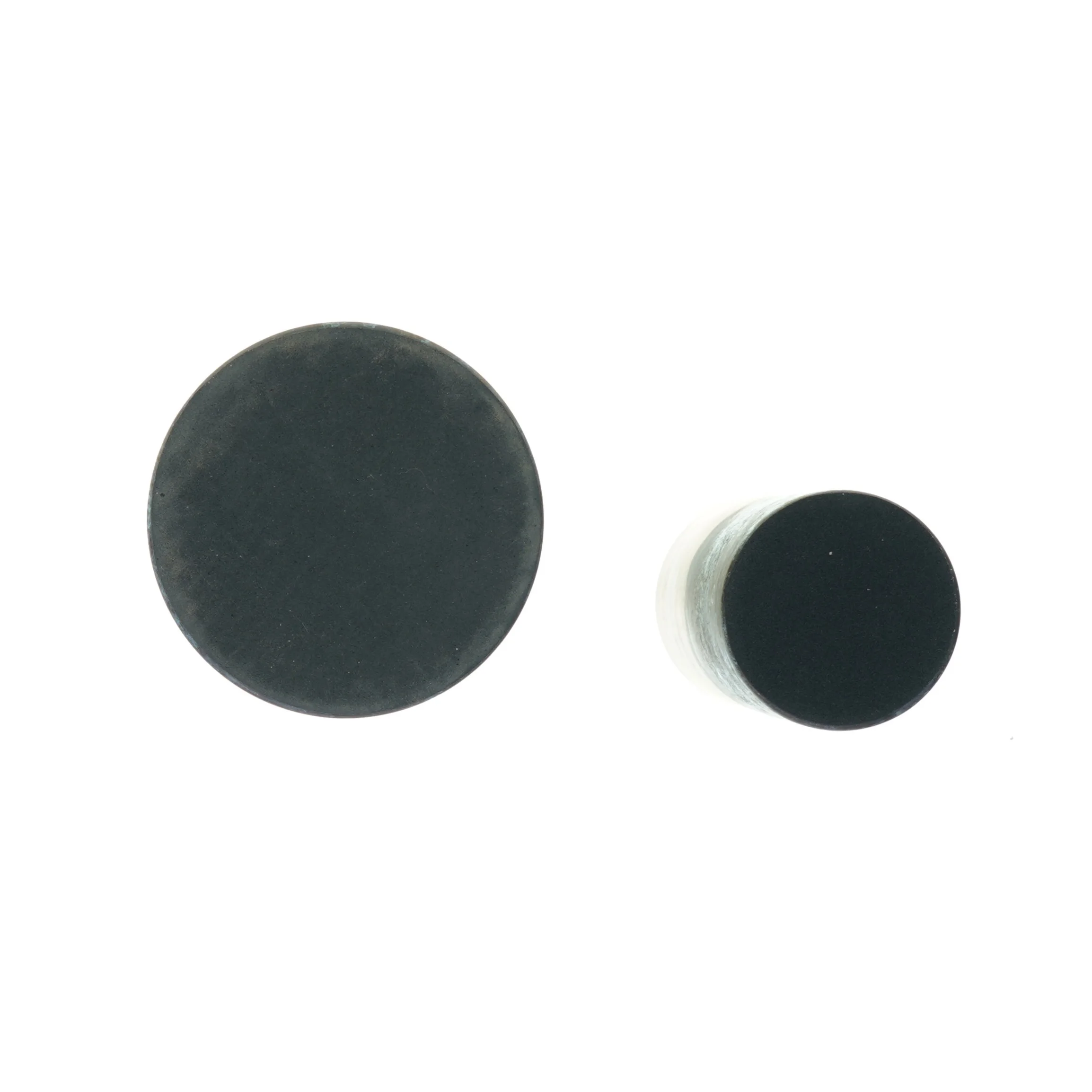 2 x vaser fra Hübsch (str. 24 og 20 cm)