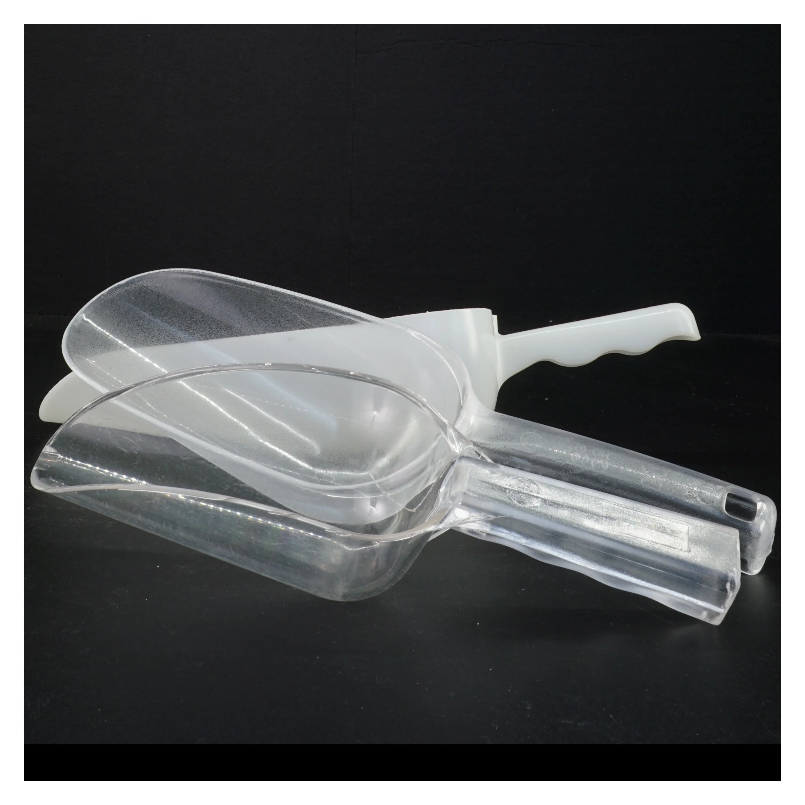 Skeer til isterninger (str. 25 x 7,5 x 5,5 cm 30 x 10 x 6 cm 32 x 11 x 6 cm)