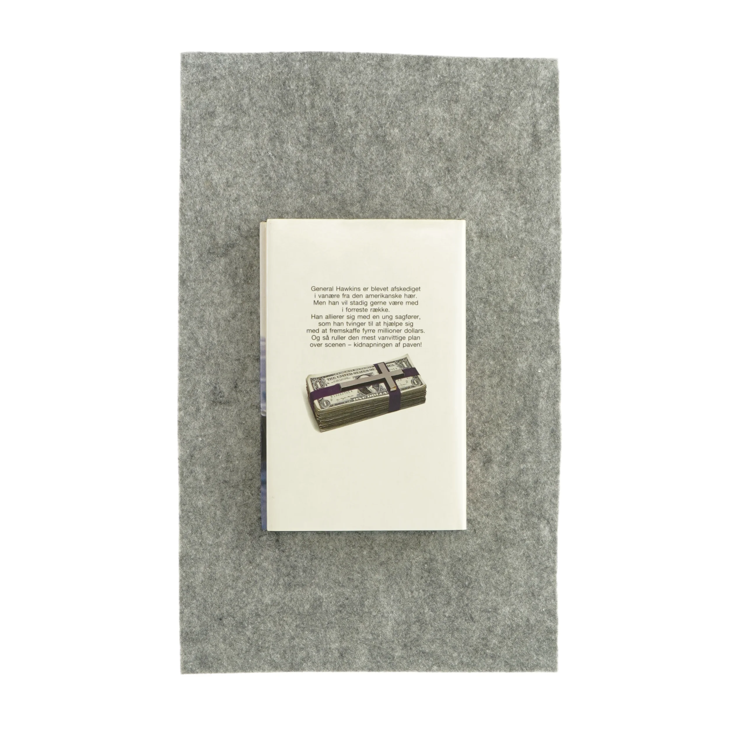 Med paven som pant af Robert ludlum (Bog)