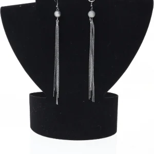 Sølvfarvede øreringe med kvast (str. 15 x 1 cm)