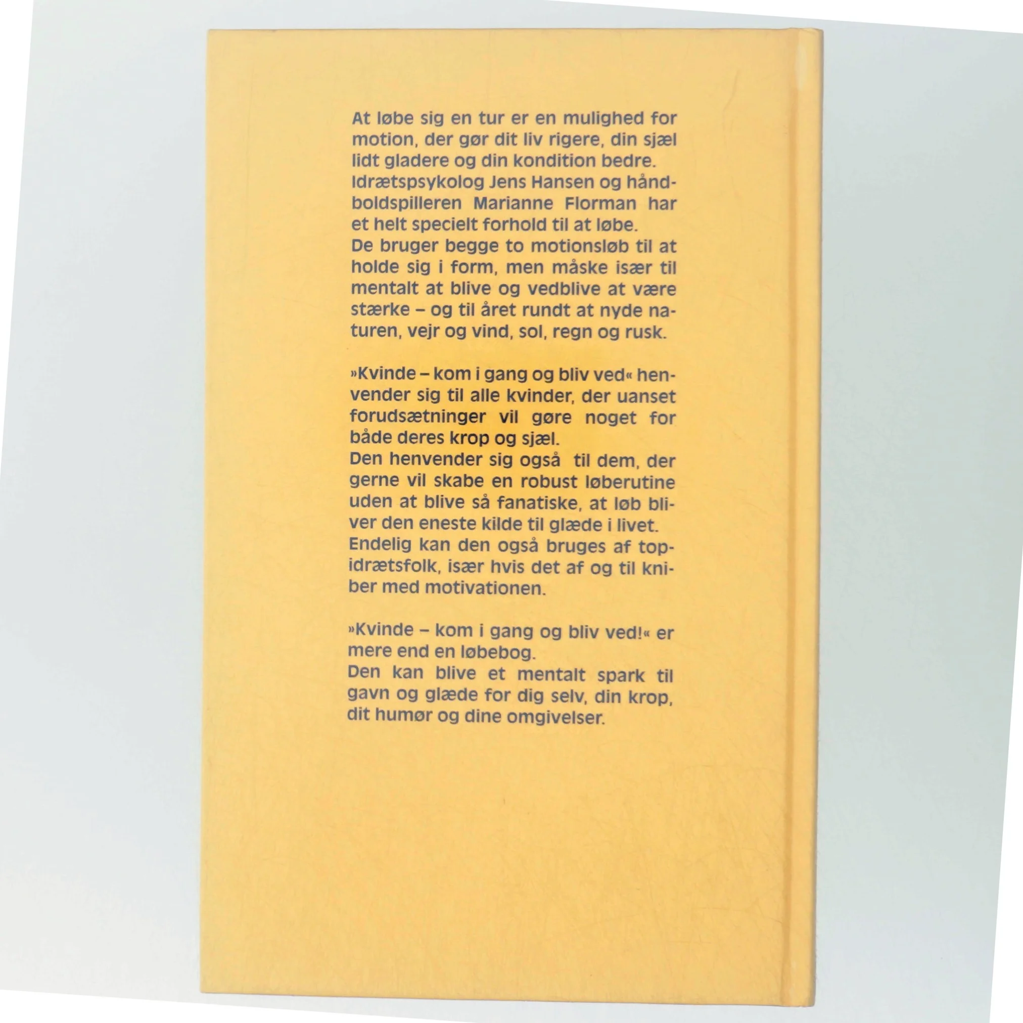 Løbebog for kvinder 'Kvinde - Kom i gang og bliv ved!' fra Bogklubben 12 Bøger