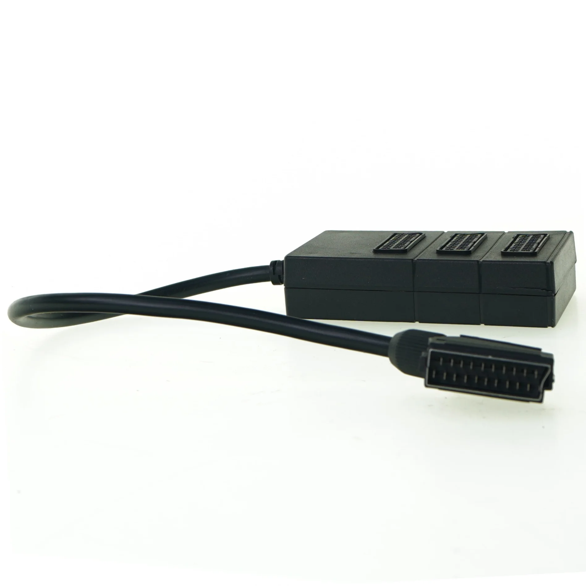 Hmi hdmi kabel boks (str. 55 x 7 x 3 cm)