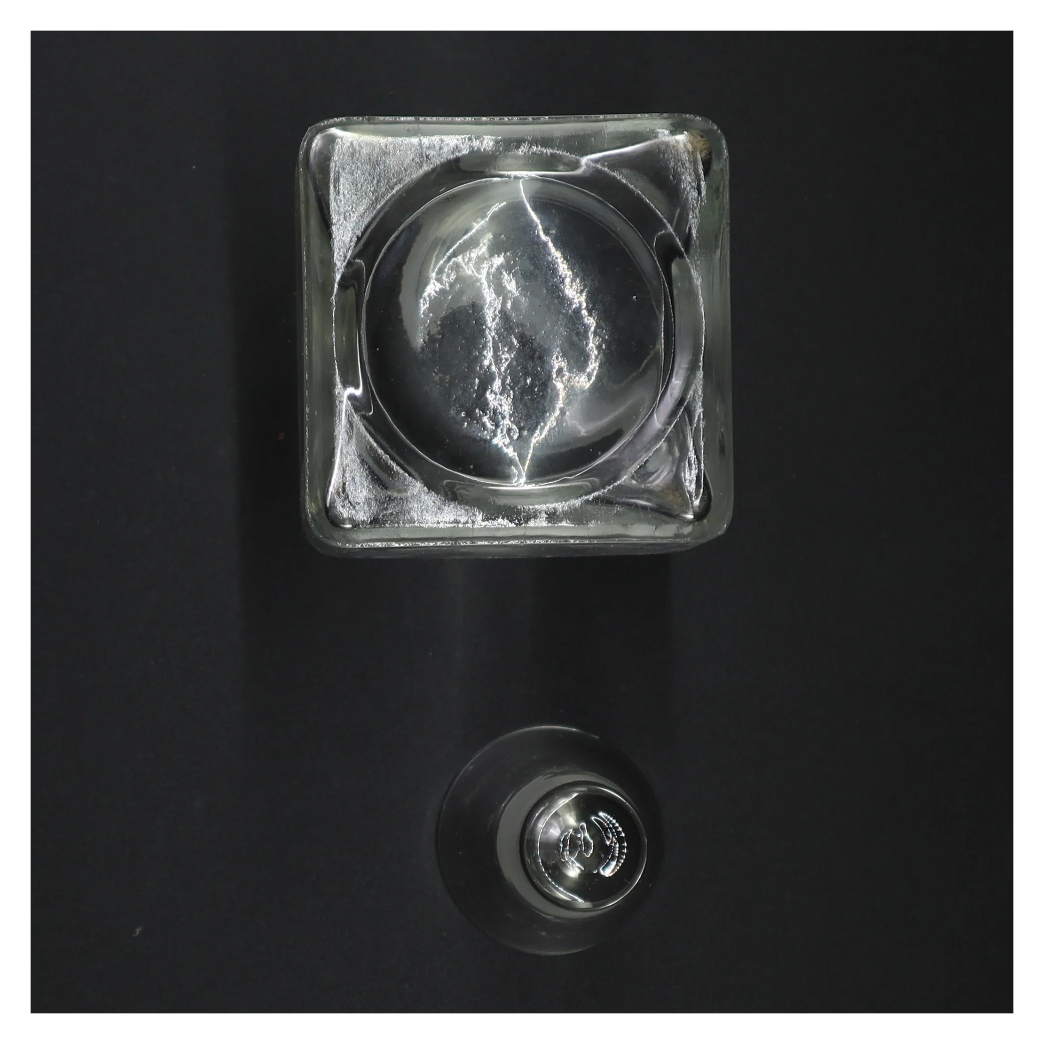 Gennemsigtig glaskaraffel med prop (str. 19 x 9 cm)