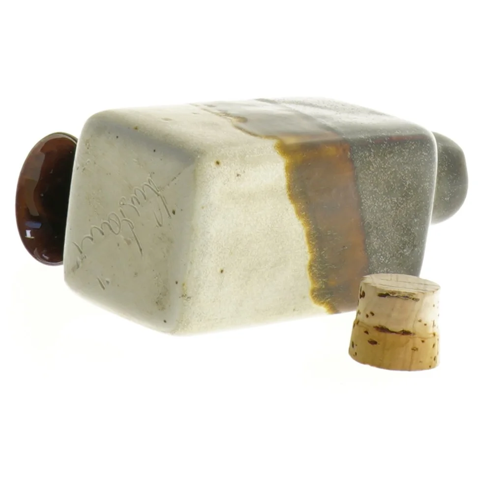 Keramik Sake Sæt (str. 13 x 5 cm og 5 x 4 cm)