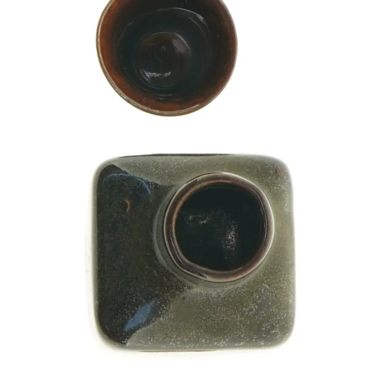 Keramik Sake Sæt (str. 13 x 5 cm og 5 x 4 cm)