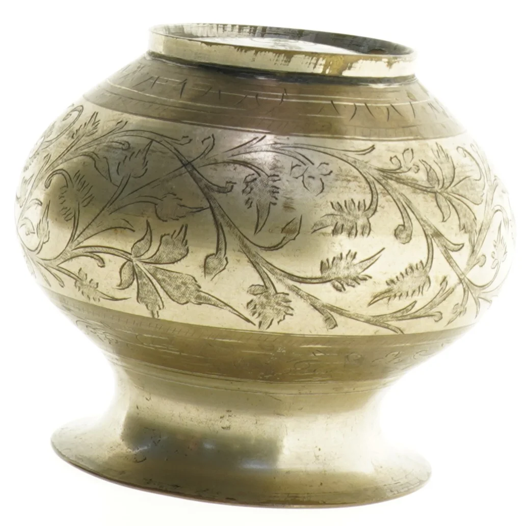 Messingvase (str. 12 x 14 cm)