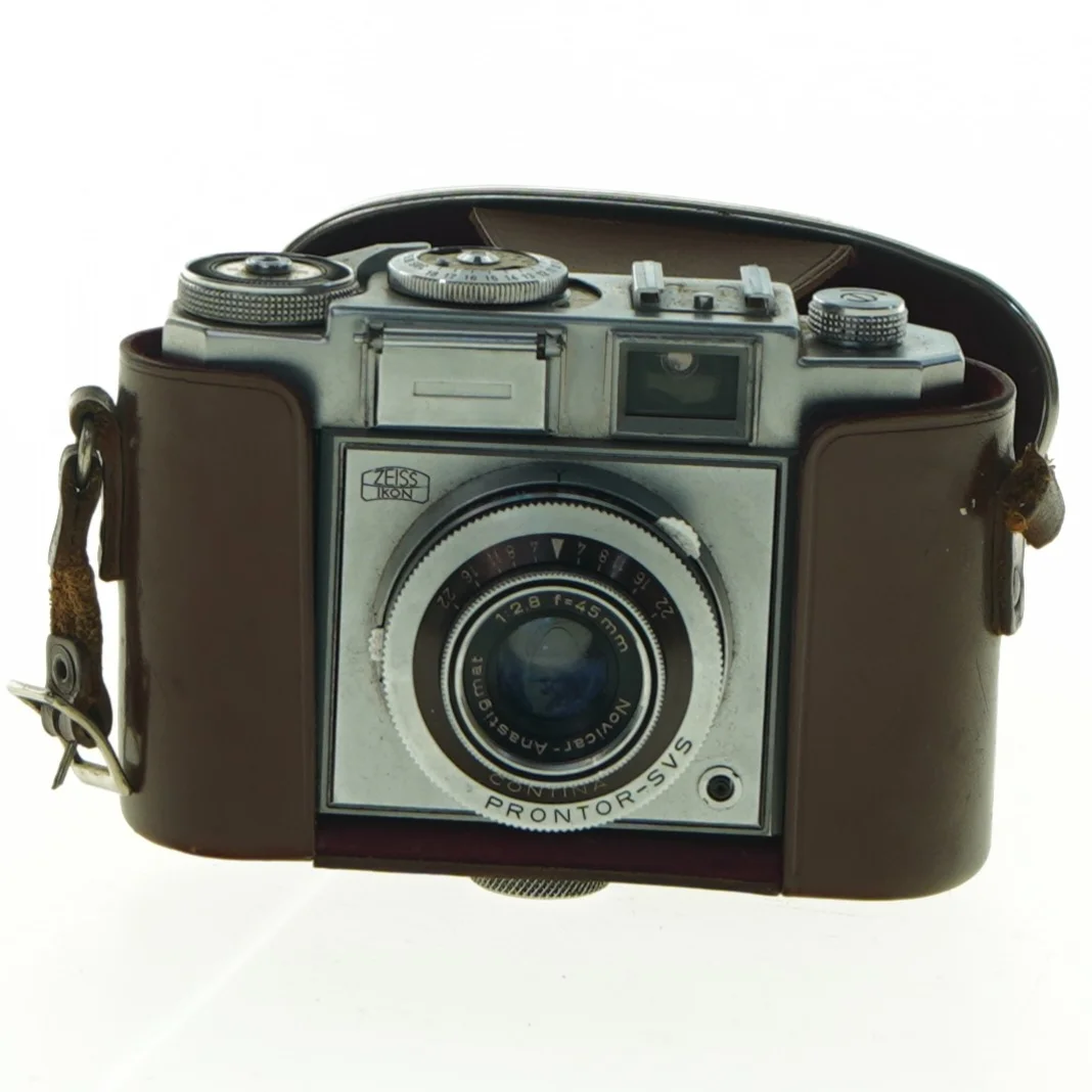 Vintage kamera med læderetui fra Zeiss Ikon (str. 12 cm x 8 cm)