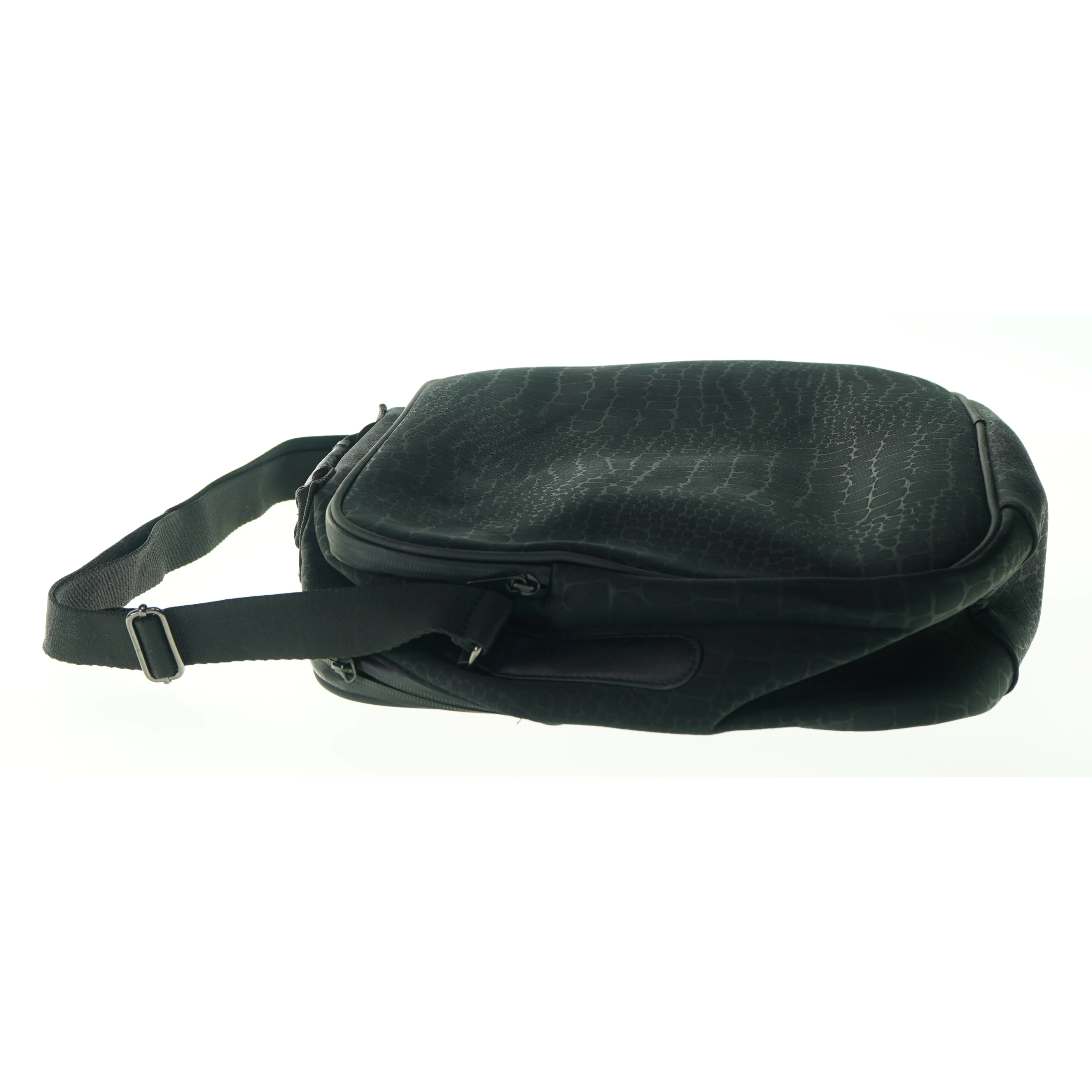 Computertaske  fra Adidas (str. LB:42x32cm)