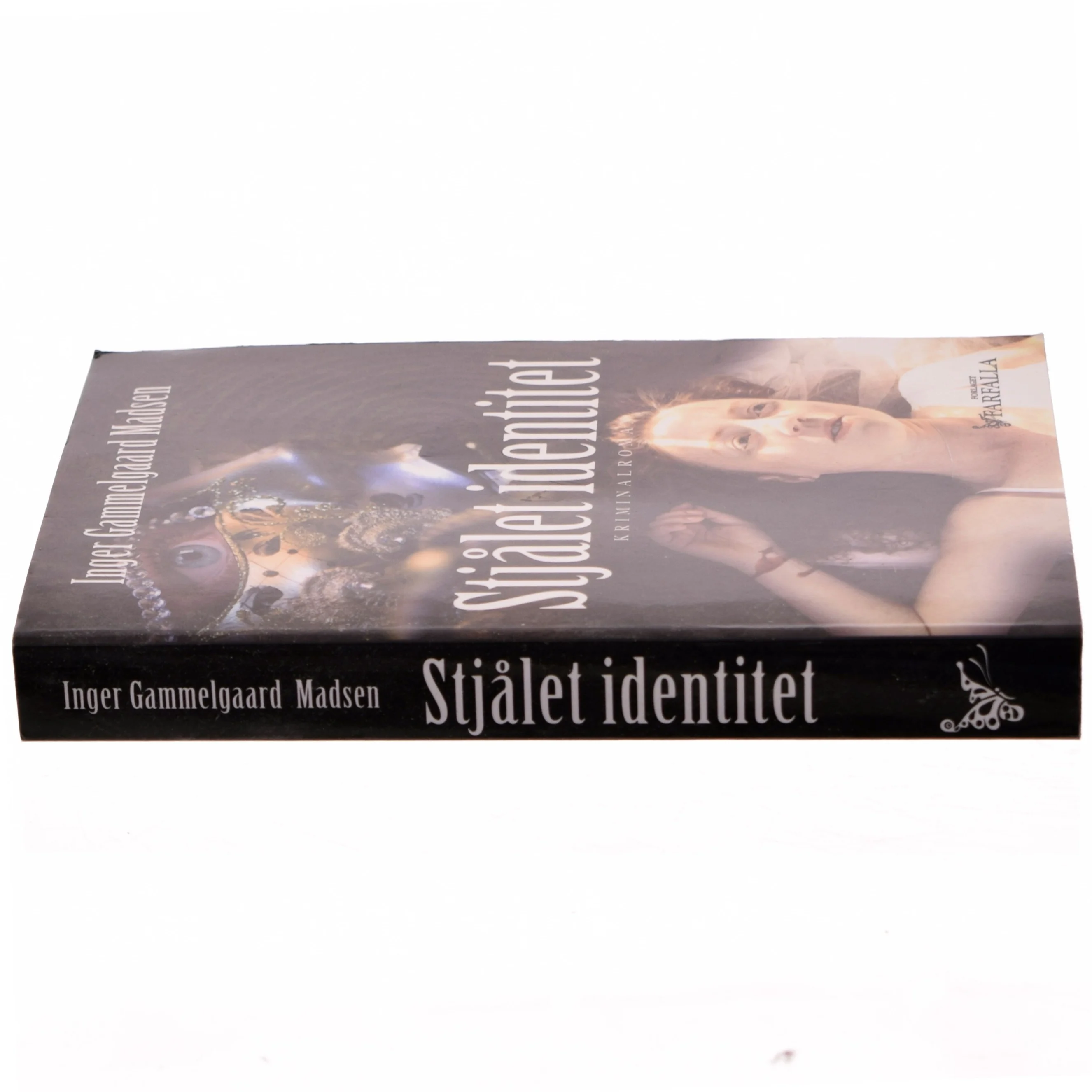 Stjålet identitet : kriminalroman af Inger Gammelgaard Madsen (Bog)