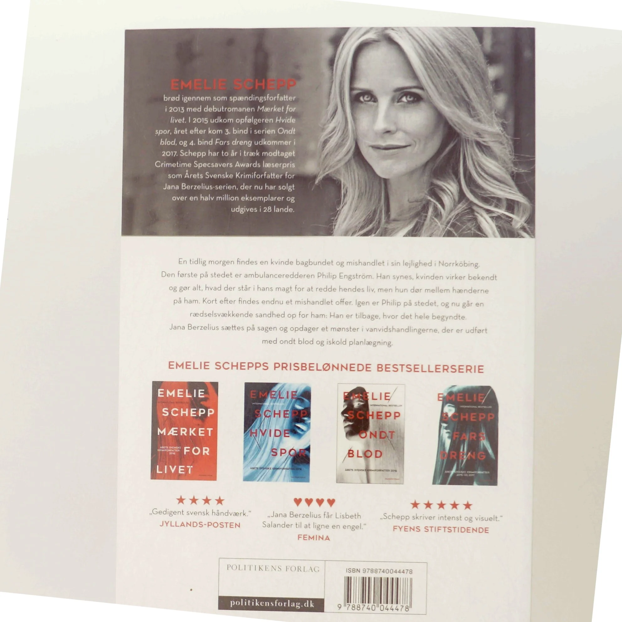 Ondt blod af Emelie Schepp (f. 1979) (Bog)