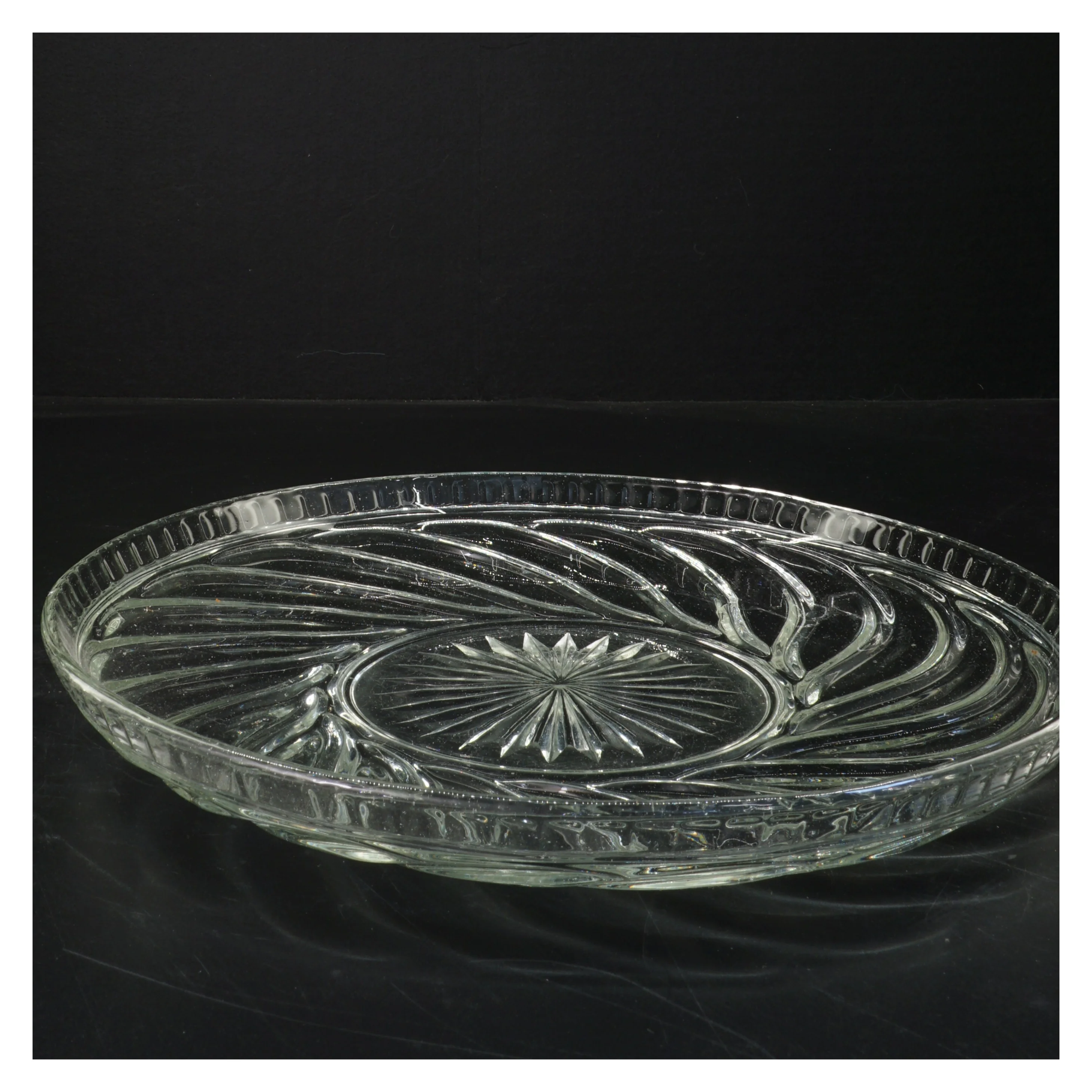 Glas fad med mønster (str. Ø 29,5 cm)