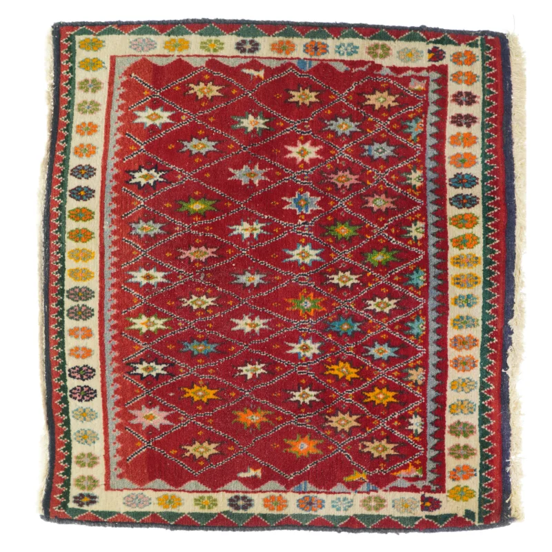 ægte tæppe med mønster  (str. LB:66x63cm)
