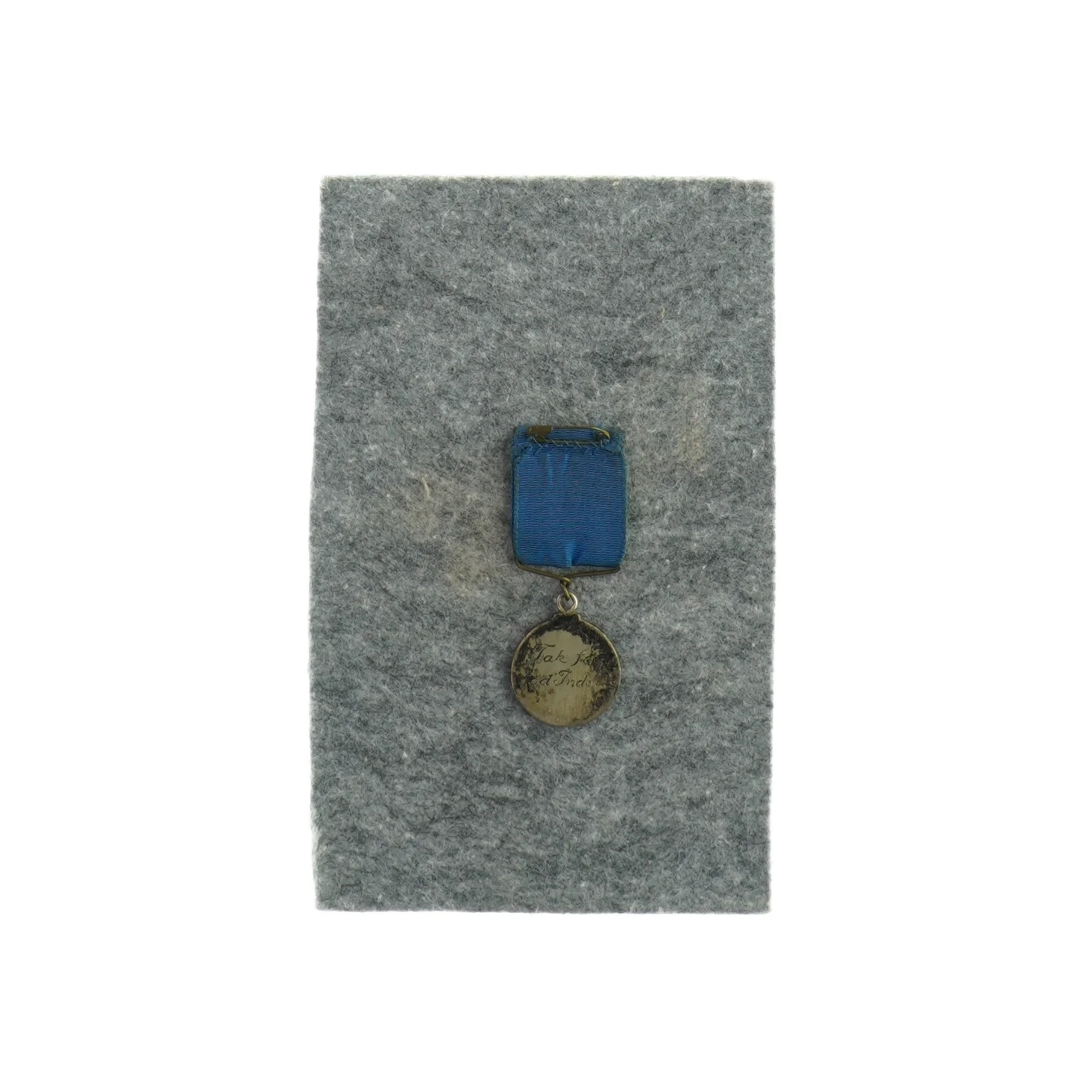 Broche fra 1942 (str. L: 7,5 cm)